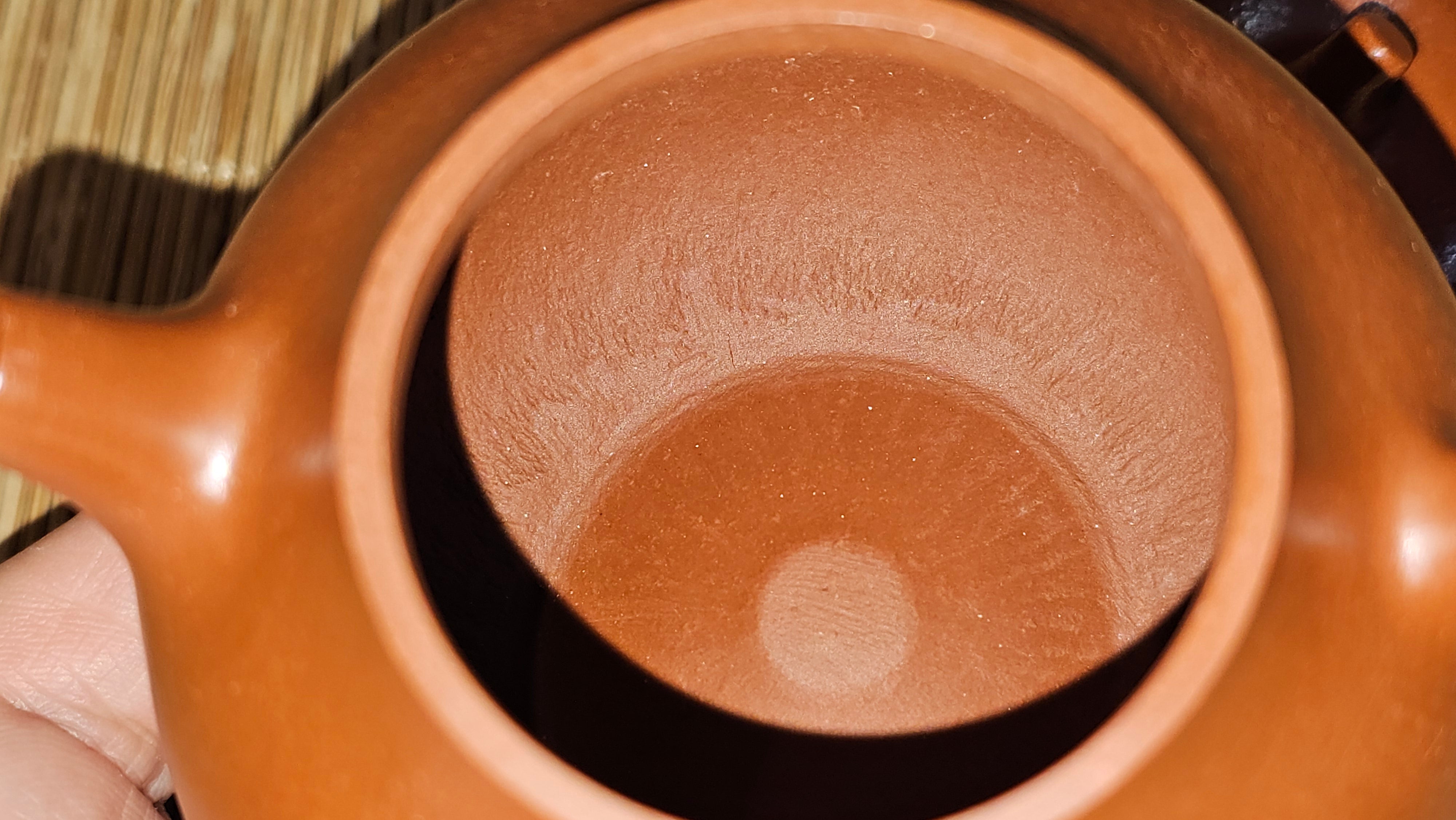 Qie Gua 茄瓜, 142.6ml, Xiao Mei Yao Zhu Ni 小煤窑朱泥,  by our Collaborative Craftsman Wang Hui 王慧。