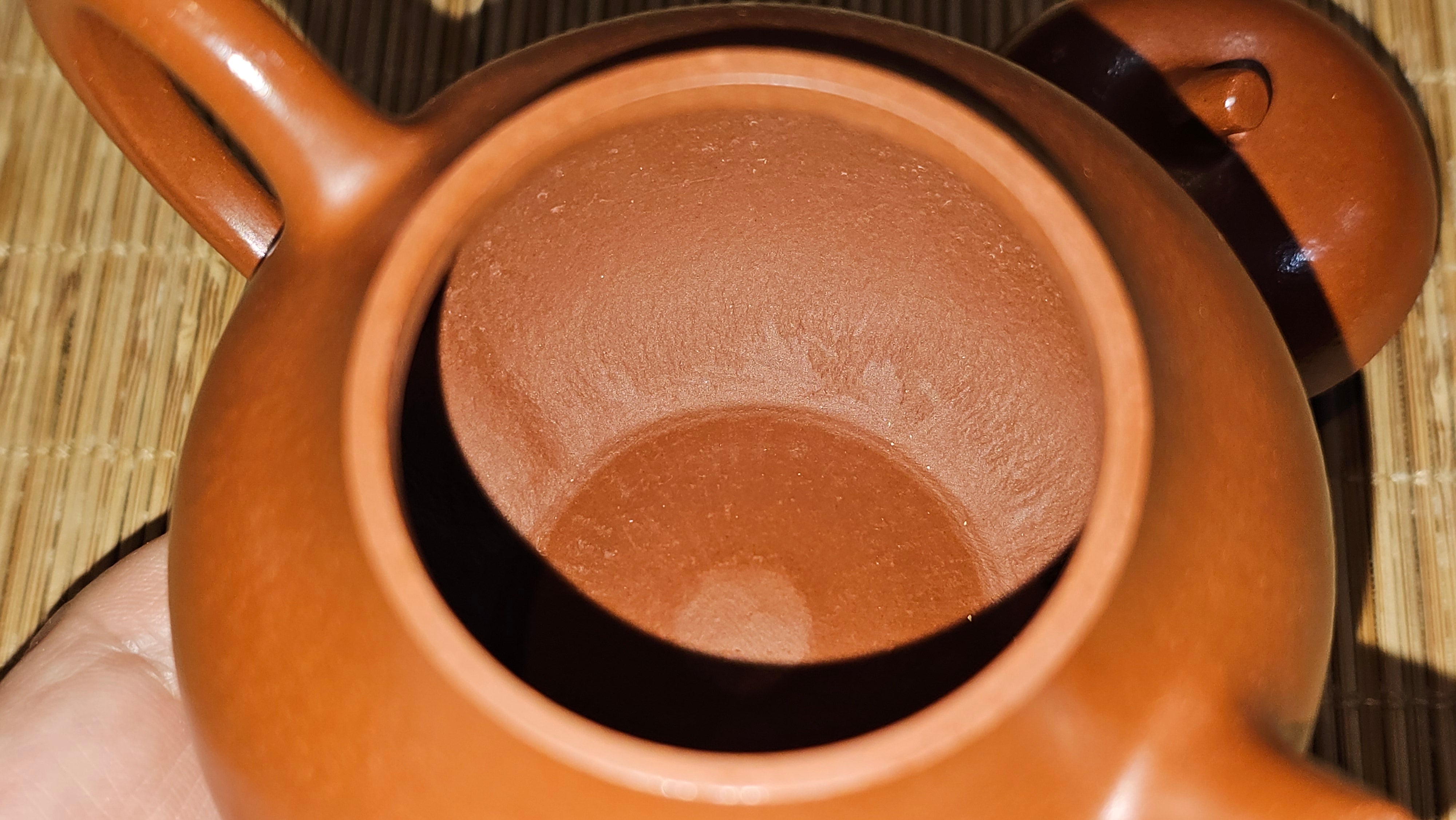 Qie Gua 茄瓜, 142.6ml, Xiao Mei Yao Zhu Ni 小煤窑朱泥,  by our Collaborative Craftsman Wang Hui 王慧。