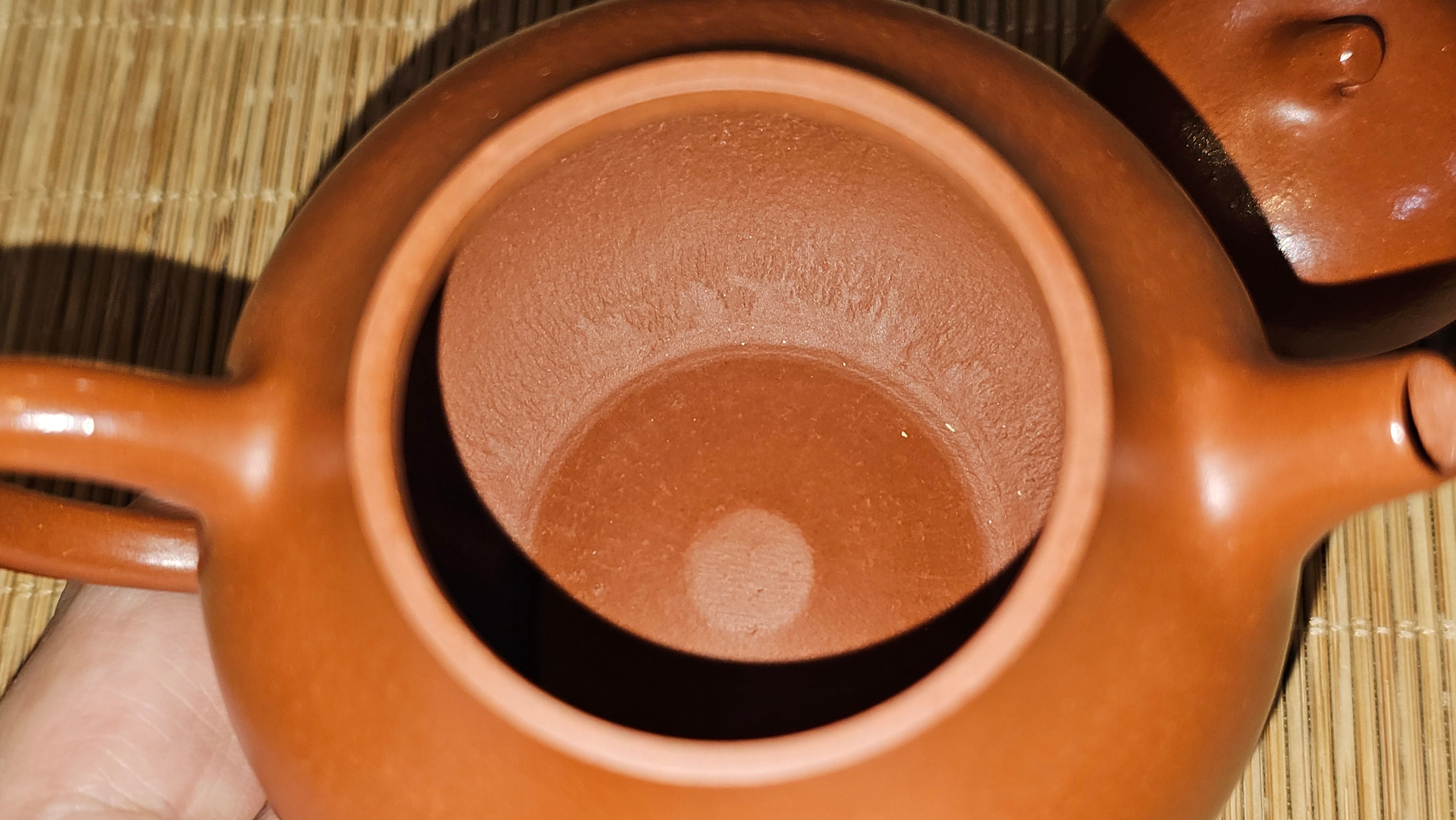 Qie Gua 茄瓜, 142.6ml, Xiao Mei Yao Zhu Ni 小煤窑朱泥,  by our Collaborative Craftsman Wang Hui 王慧。