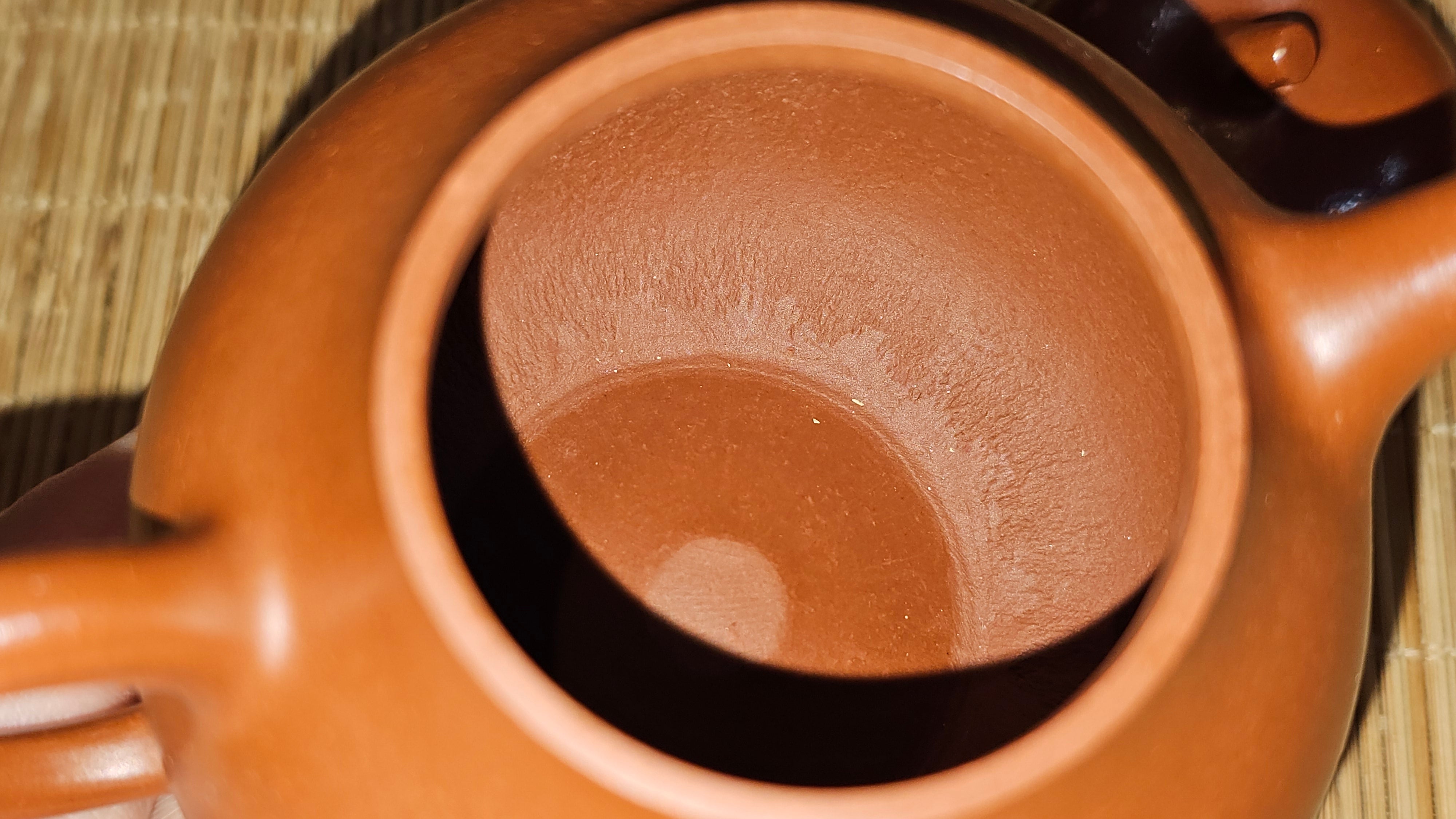 Qie Gua 茄瓜, 142.6ml, Xiao Mei Yao Zhu Ni 小煤窑朱泥,  by our Collaborative Craftsman Wang Hui 王慧。