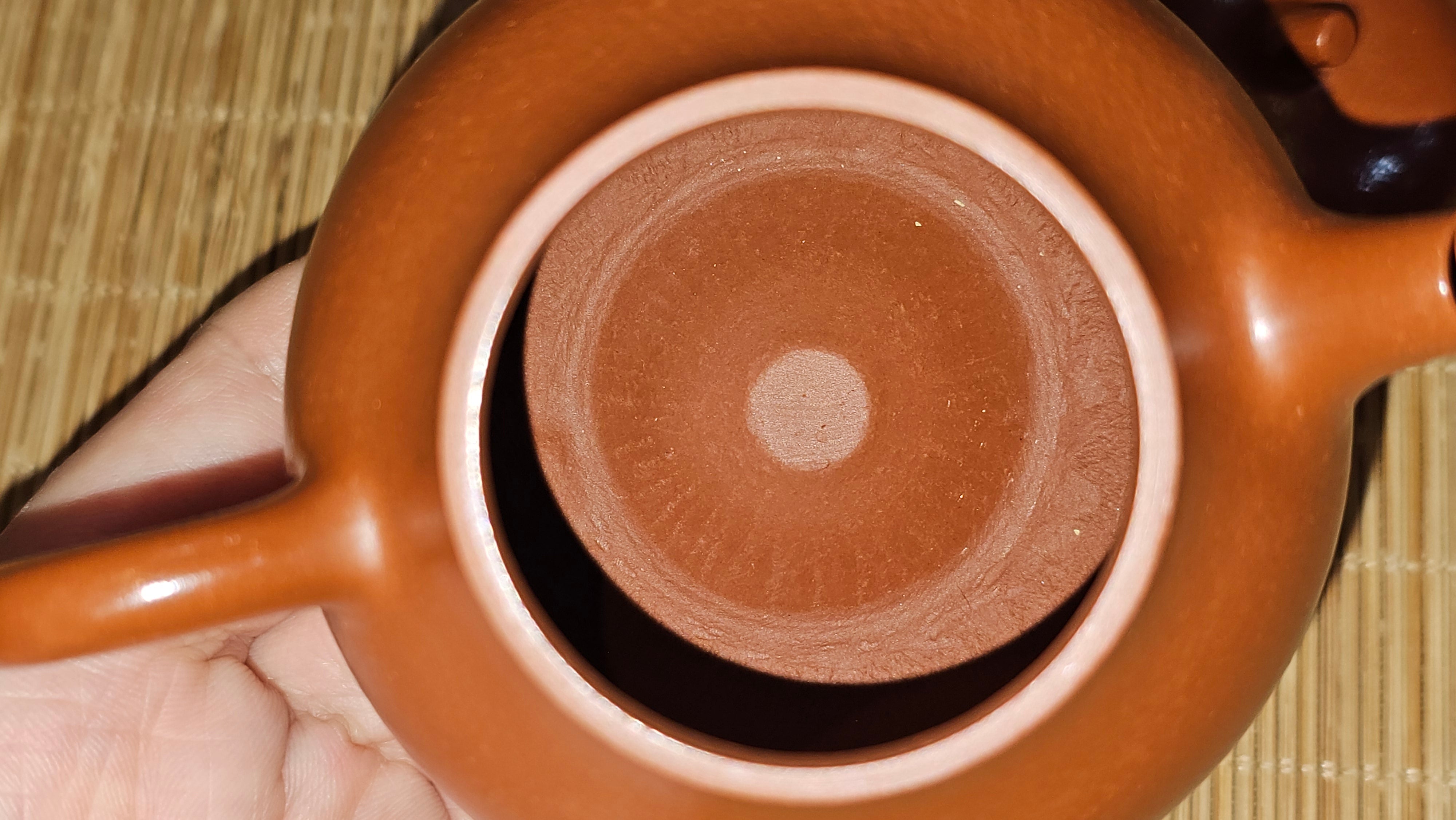 Qie Gua 茄瓜, 142.6ml, Xiao Mei Yao Zhu Ni 小煤窑朱泥,  by our Collaborative Craftsman Wang Hui 王慧。