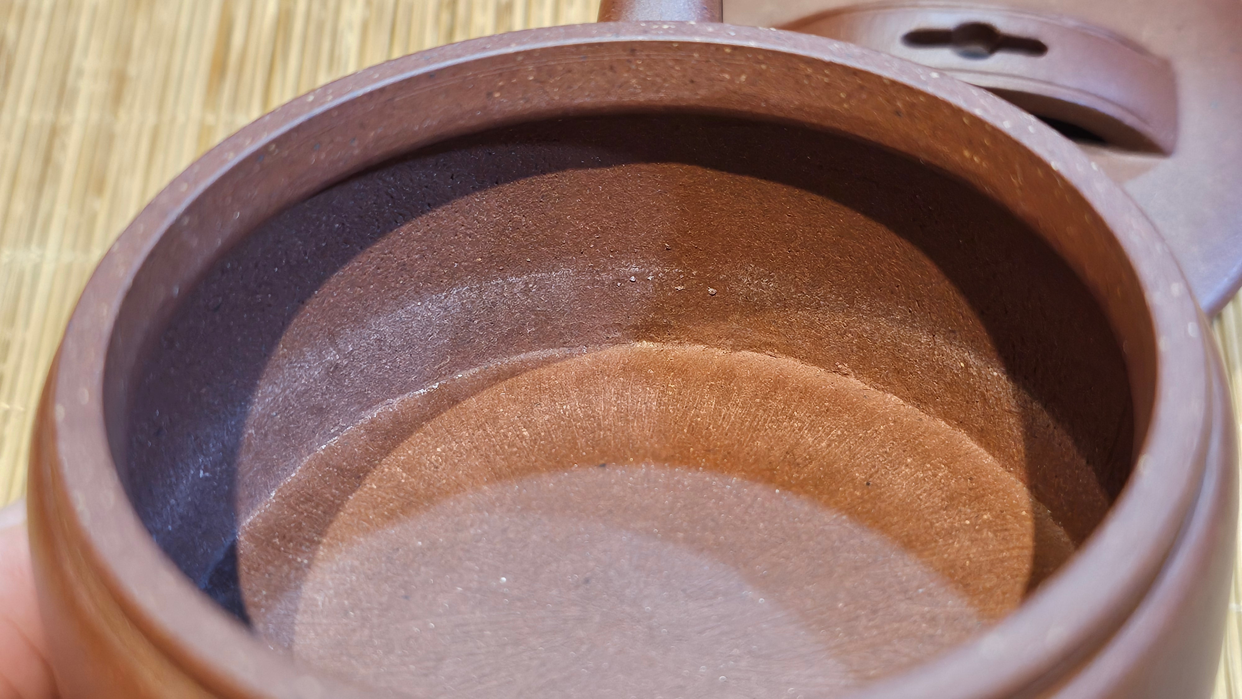 Han Wa 汉瓦, 146.5ml!  Small Volume ~ Low-Slung, Broad Han Wa!  Di Cao Qing Zi Ni 底槽青紫泥, by Craftsman Gu Xiao Ming 顾小明 ~ Congratulations to Mr K., 1900hrs 7th June 2025, San Francisco, CA.