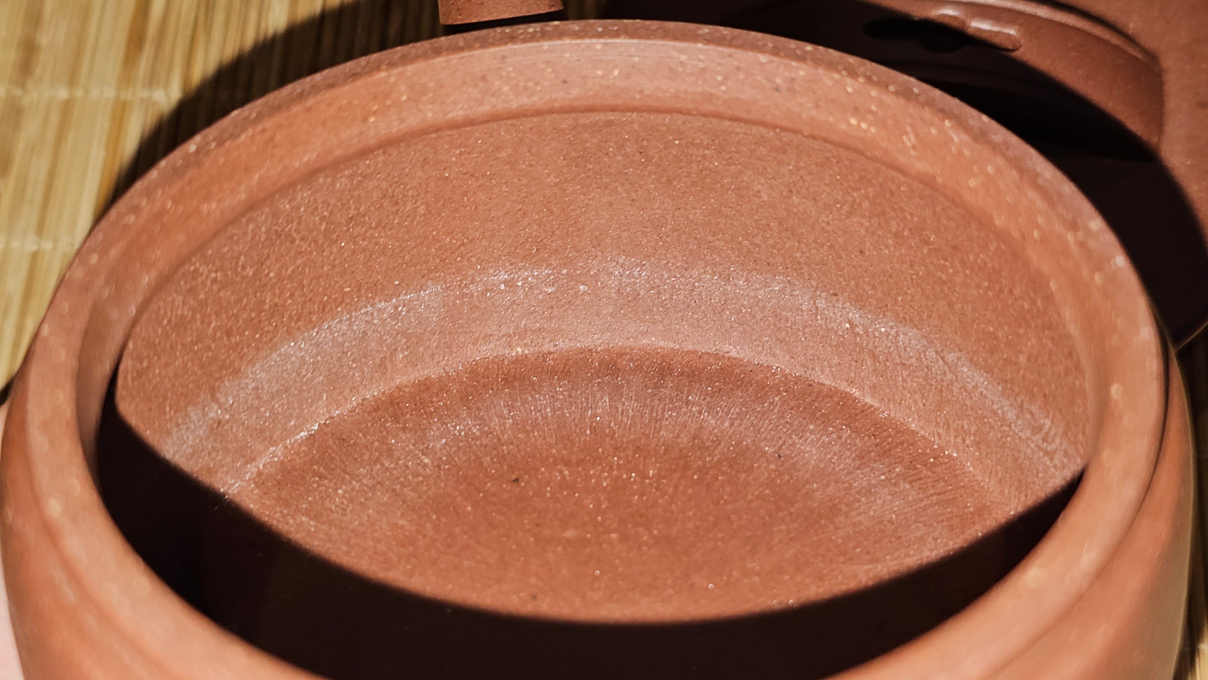 Han Wa 汉瓦, 146.5ml!  Small Volume ~ Low-Slung, Broad Han Wa!  Di Cao Qing Zi Ni 底槽青紫泥, by Craftsman Gu Xiao Ming 顾小明 ~ Congratulations to Mr K., 1900hrs 7th June 2025, San Francisco, CA.