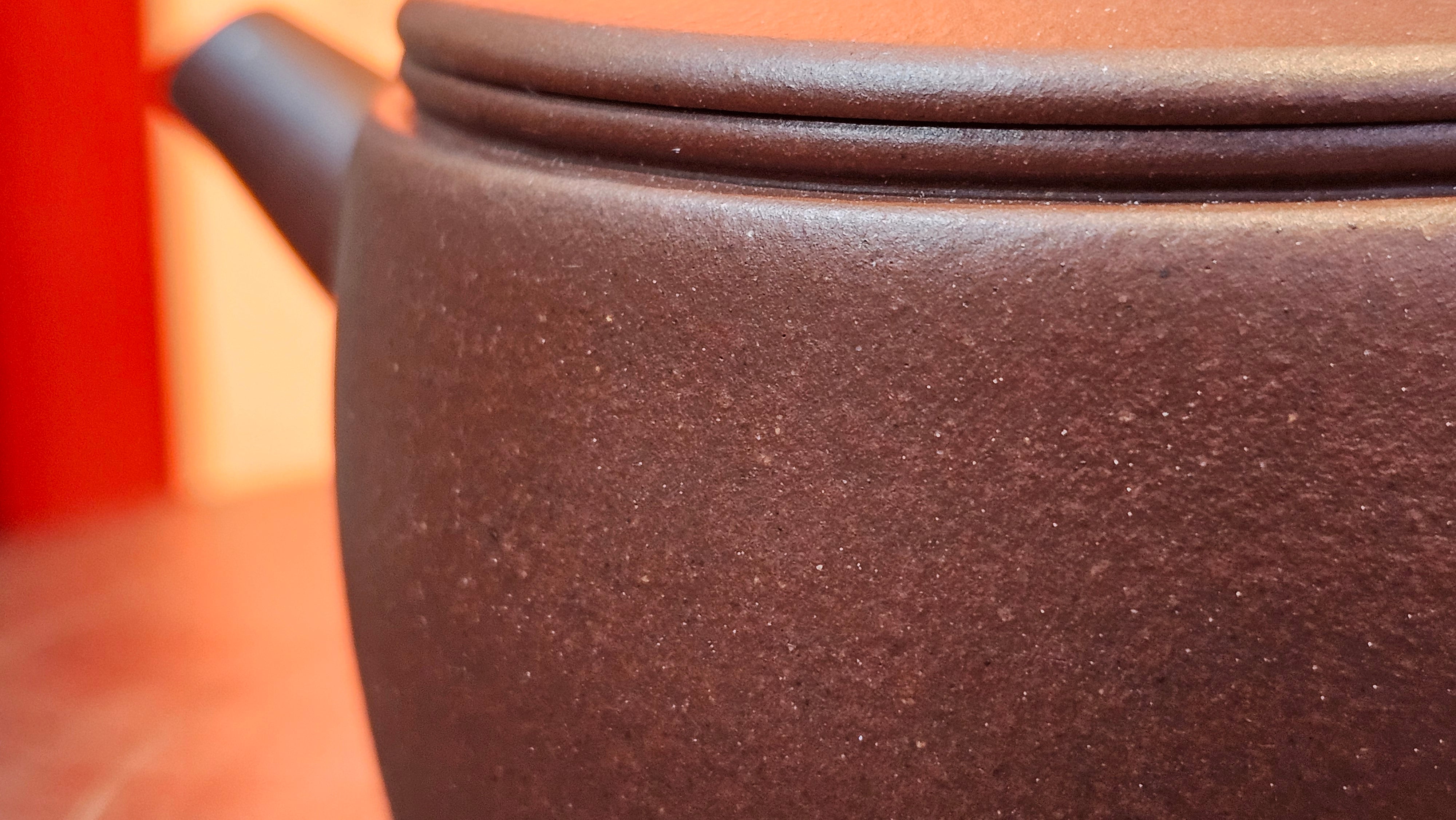 Han Wa 汉瓦, 146.5ml!  Small Volume ~ Low-Slung, Broad Han Wa!  Di Cao Qing Zi Ni 底槽青紫泥, by Craftsman Gu Xiao Ming 顾小明 ~ Congratulations to Mr K., 1900hrs 7th June 2025, San Francisco, CA.