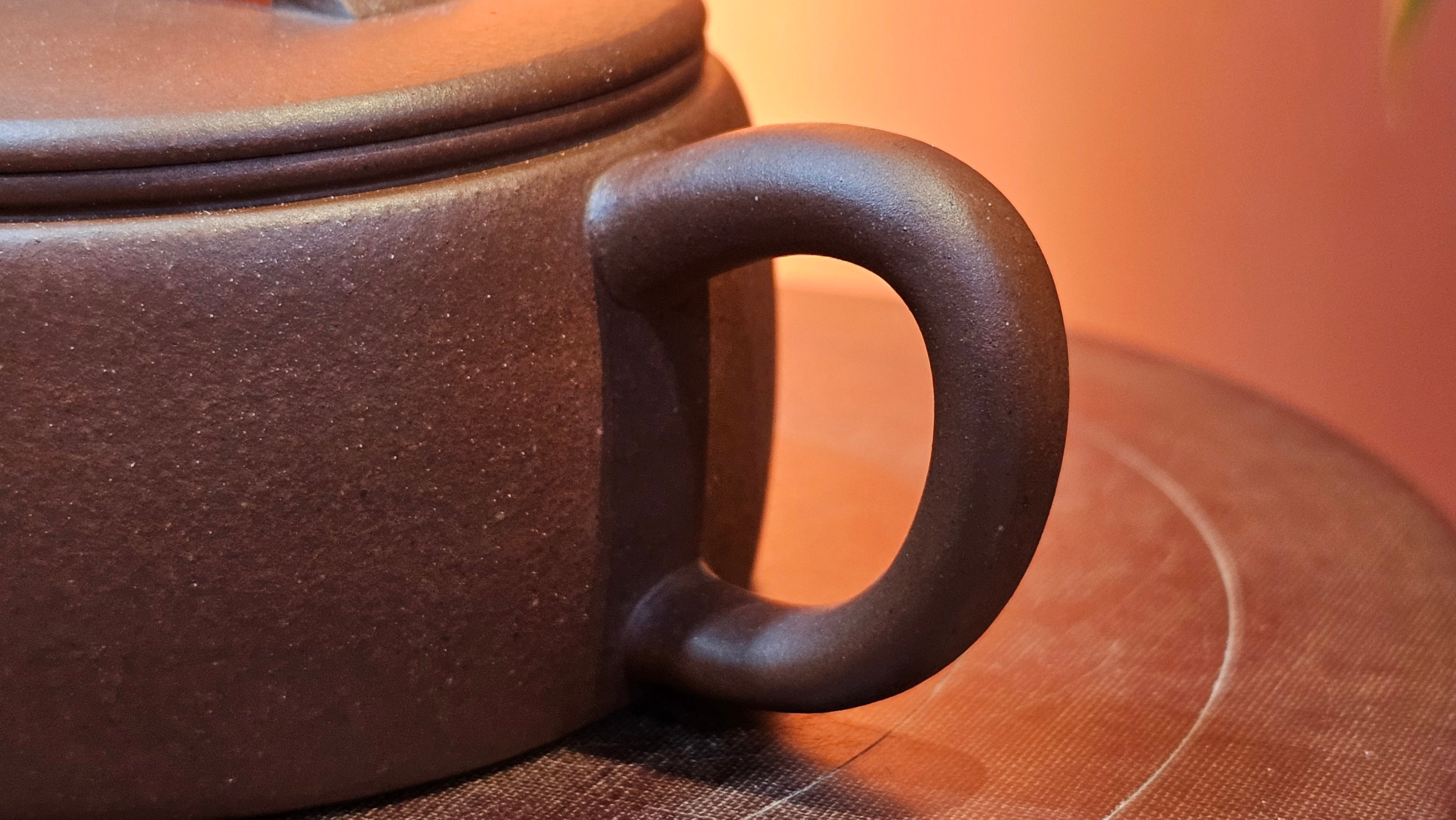 Han Wa 汉瓦, 146.5ml!  Small Volume ~ Low-Slung, Broad Han Wa!  Di Cao Qing Zi Ni 底槽青紫泥, by Craftsman Gu Xiao Ming 顾小明 ~ Congratulations to Mr K., 1900hrs 7th June 2025, San Francisco, CA.