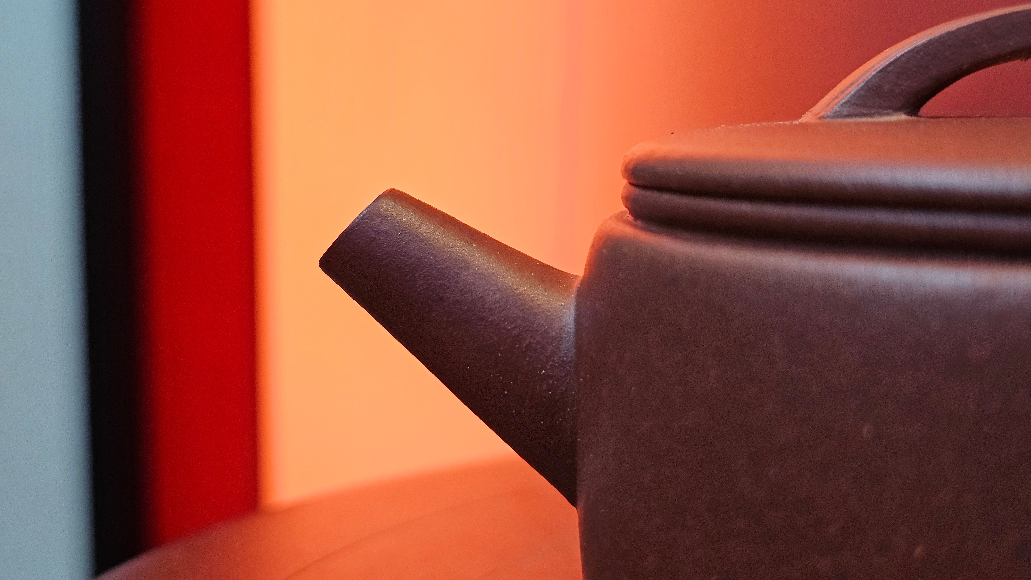 Han Wa 汉瓦, 146.5ml!  Small Volume ~ Low-Slung, Broad Han Wa!  Di Cao Qing Zi Ni 底槽青紫泥, by Craftsman Gu Xiao Ming 顾小明 ~ Congratulations to Mr K., 1900hrs 7th June 2025, San Francisco, CA.