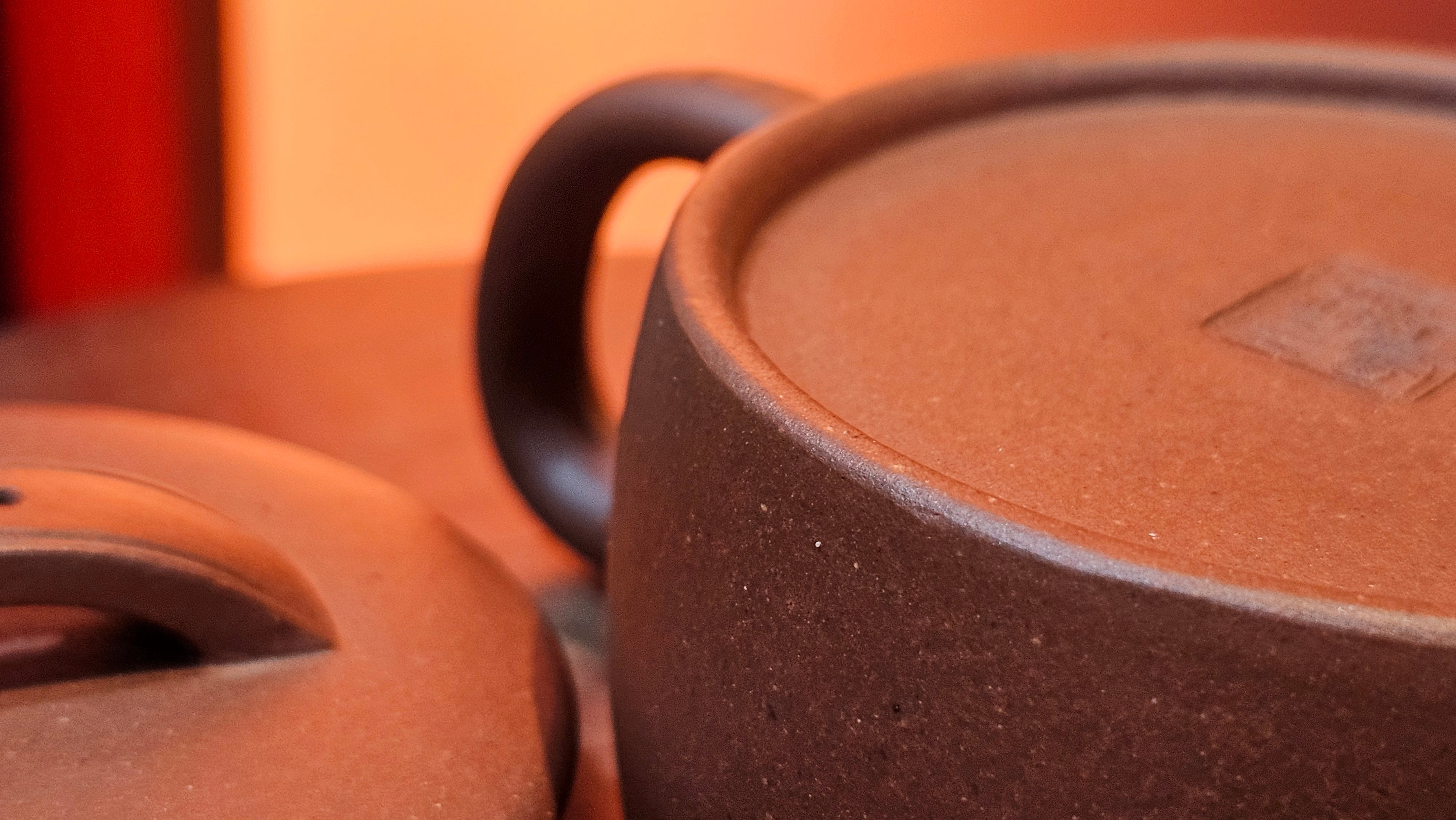 Han Wa 汉瓦, 146.5ml!  Small Volume ~ Low-Slung, Broad Han Wa!  Di Cao Qing Zi Ni 底槽青紫泥, by Craftsman Gu Xiao Ming 顾小明 ~ Congratulations to Mr K., 1900hrs 7th June 2025, San Francisco, CA.