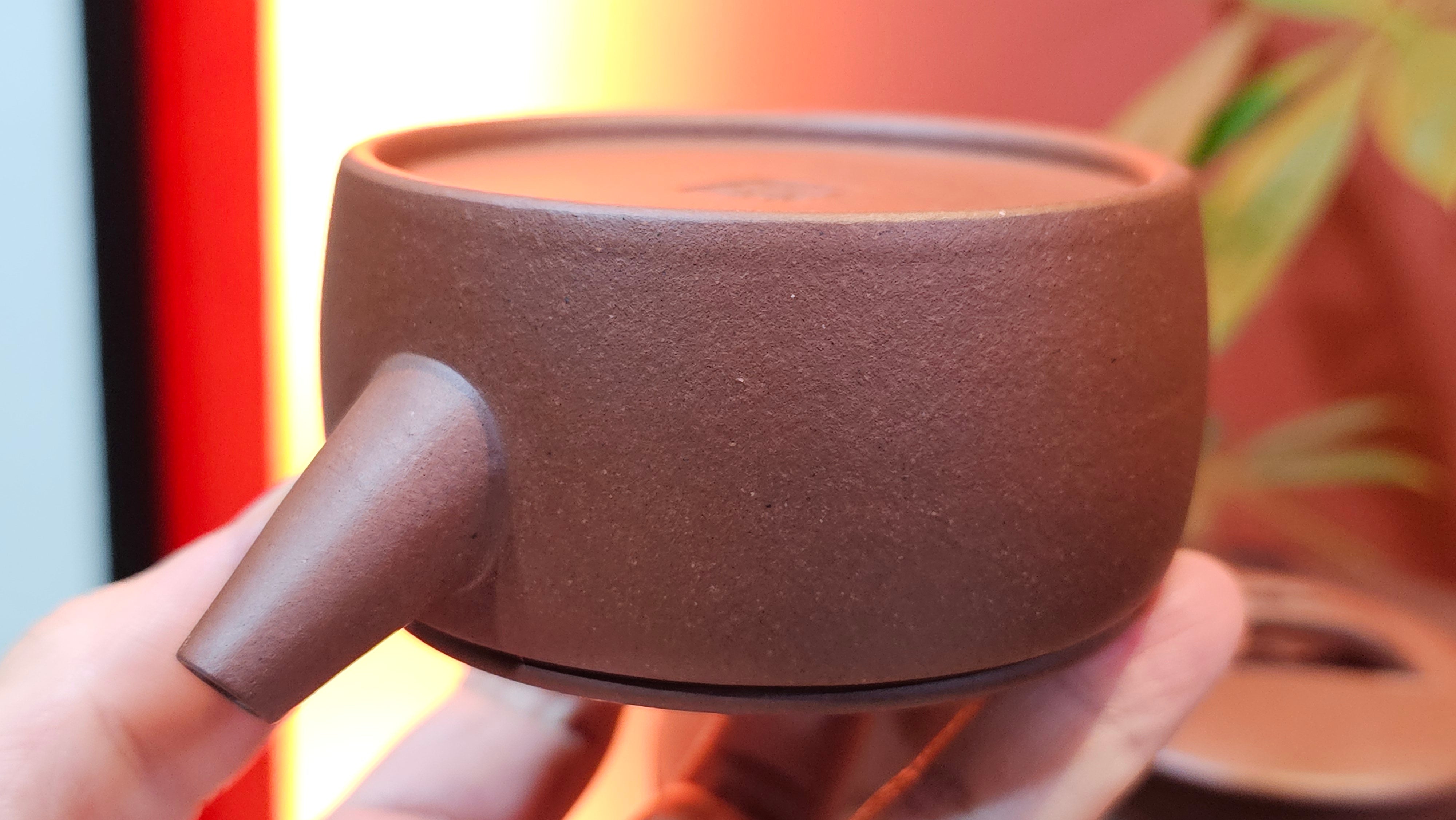 Han Wa 汉瓦, 146.5ml!  Small Volume ~ Low-Slung, Broad Han Wa!  Di Cao Qing Zi Ni 底槽青紫泥, by Craftsman Gu Xiao Ming 顾小明 ~ Congratulations to Mr K., 1900hrs 7th June 2025, San Francisco, CA.