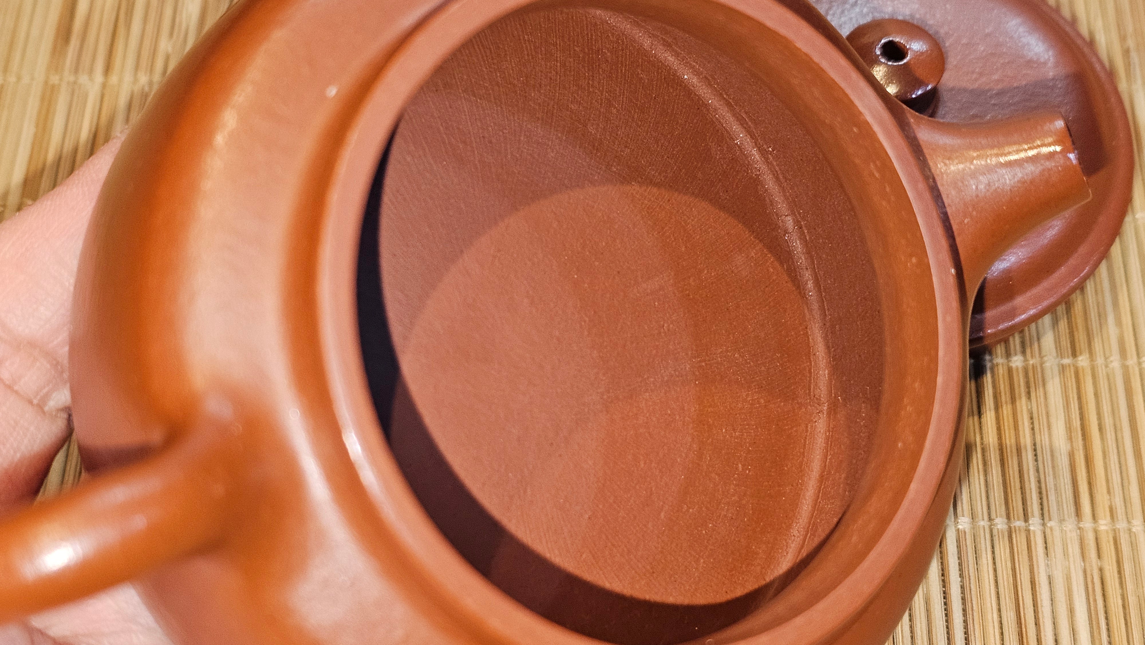 De Zhong 德钟 (Ai De Zhong 矮德钟), 122.3ml, Xiao Mei Yao Zhu Ni 小煤窑朱泥,  by Craftsman Shi Yun 石芸 ~ Congratulations to Mr G., 1314hrs 10th June 2025, Los Angeles, CA.