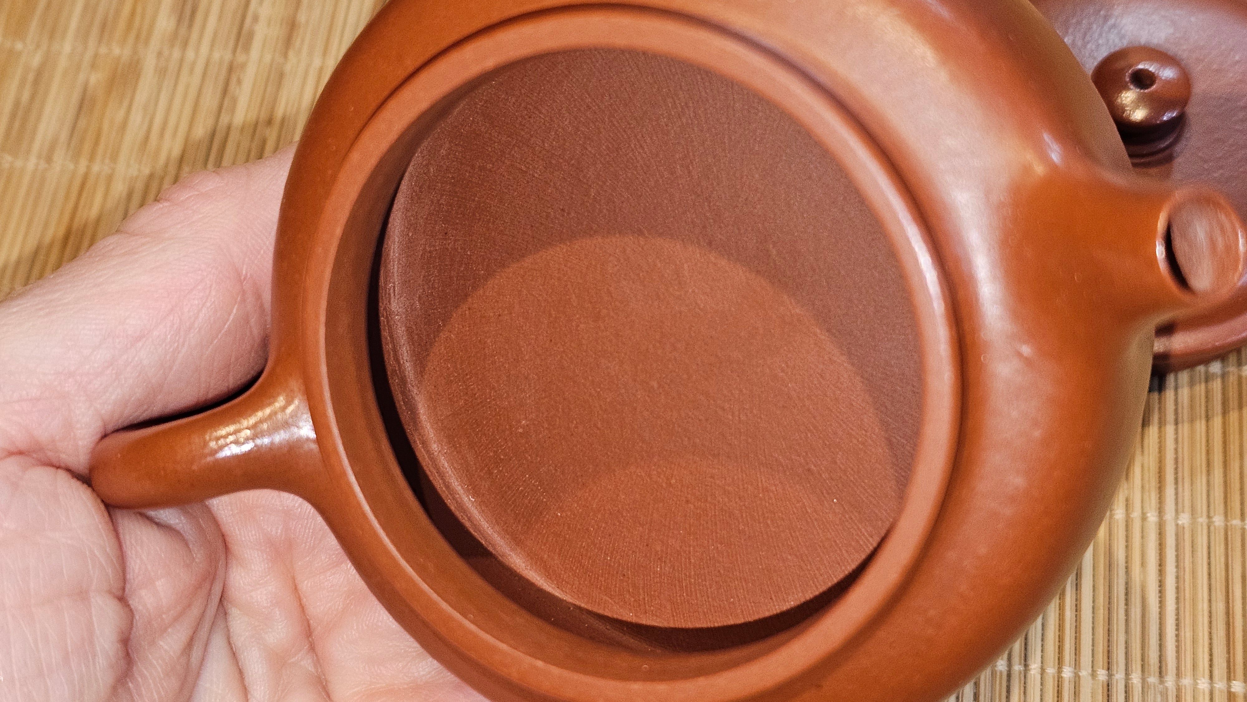 De Zhong 德钟 (Ai De Zhong 矮德钟), 122.3ml, Xiao Mei Yao Zhu Ni 小煤窑朱泥,  by Craftsman Shi Yun 石芸 ~ Congratulations to Mr G., 1314hrs 10th June 2025, Los Angeles, CA.