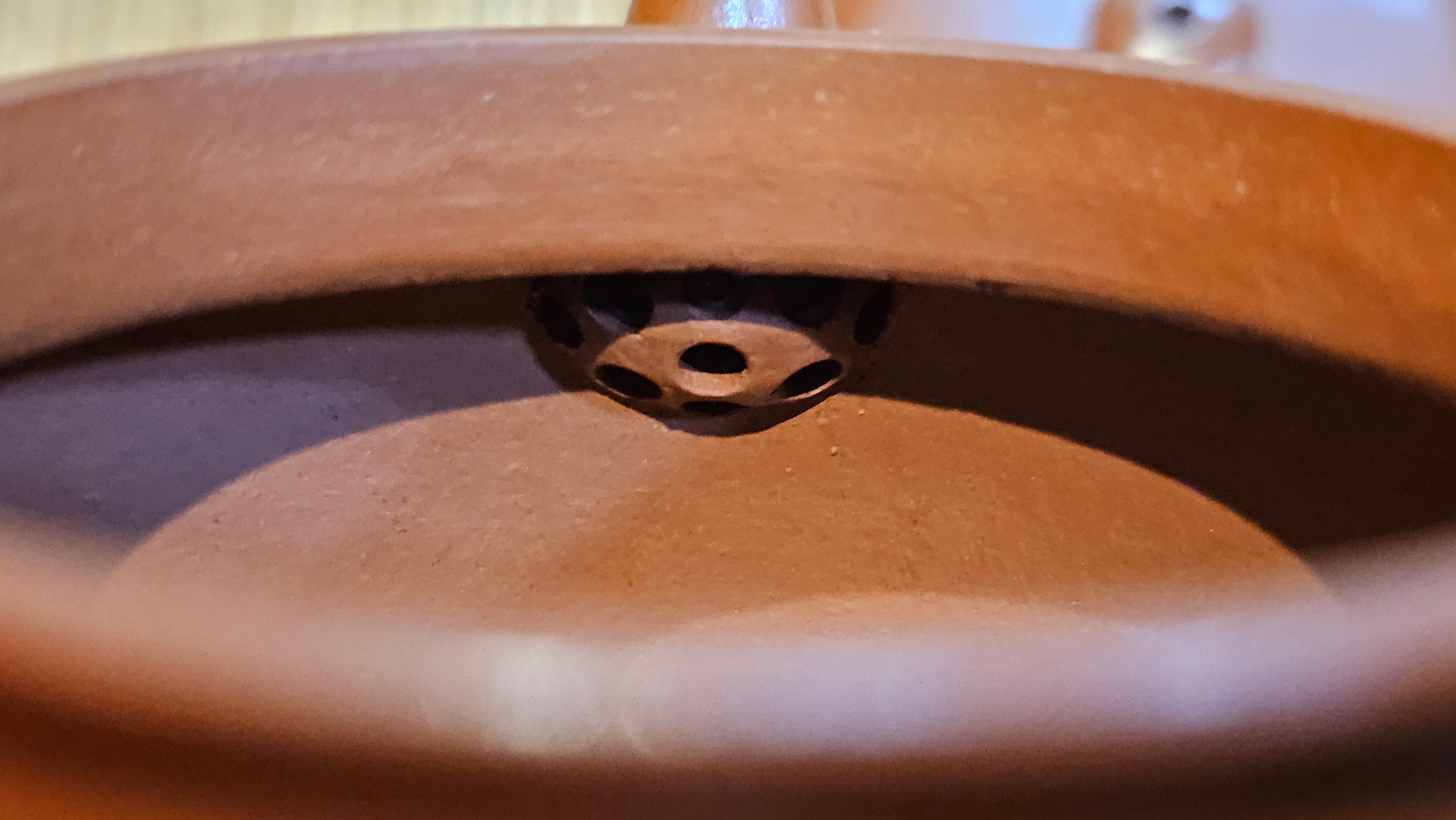 De Zhong 德钟 (Ai De Zhong 矮德钟), 122.3ml, Xiao Mei Yao Zhu Ni 小煤窑朱泥,  by Craftsman Shi Yun 石芸 ~ Congratulations to Mr G., 1314hrs 10th June 2025, Los Angeles, CA.