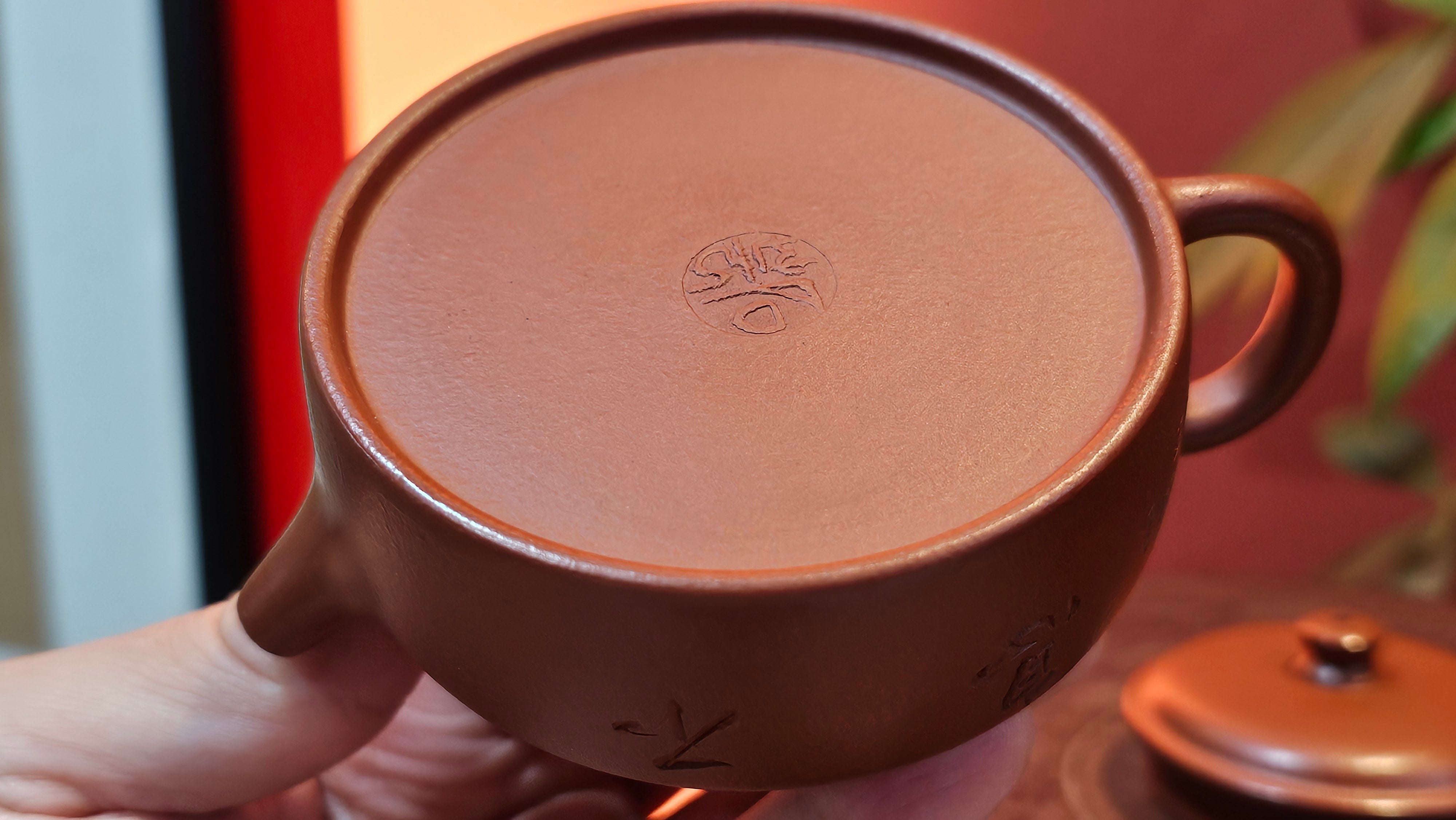 De Zhong 德钟 (Ai De Zhong 矮德钟), 122.3ml, Xiao Mei Yao Zhu Ni 小煤窑朱泥,  by Craftsman Shi Yun 石芸 ~ Congratulations to Mr G., 1314hrs 10th June 2025, Los Angeles, CA.