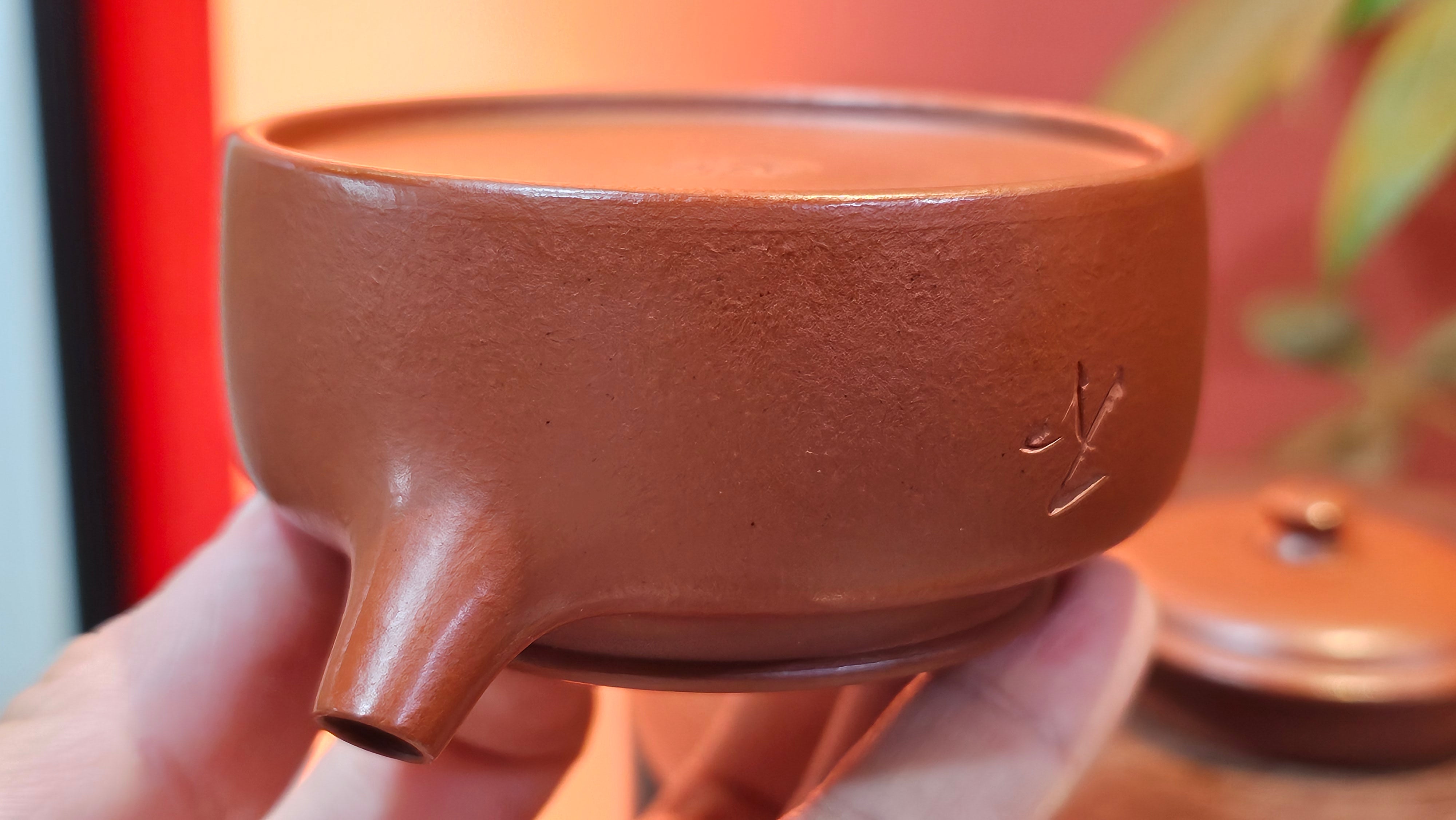 De Zhong 德钟 (Ai De Zhong 矮德钟), 122.3ml, Xiao Mei Yao Zhu Ni 小煤窑朱泥,  by Craftsman Shi Yun 石芸 ~ Congratulations to Mr G., 1314hrs 10th June 2025, Los Angeles, CA.