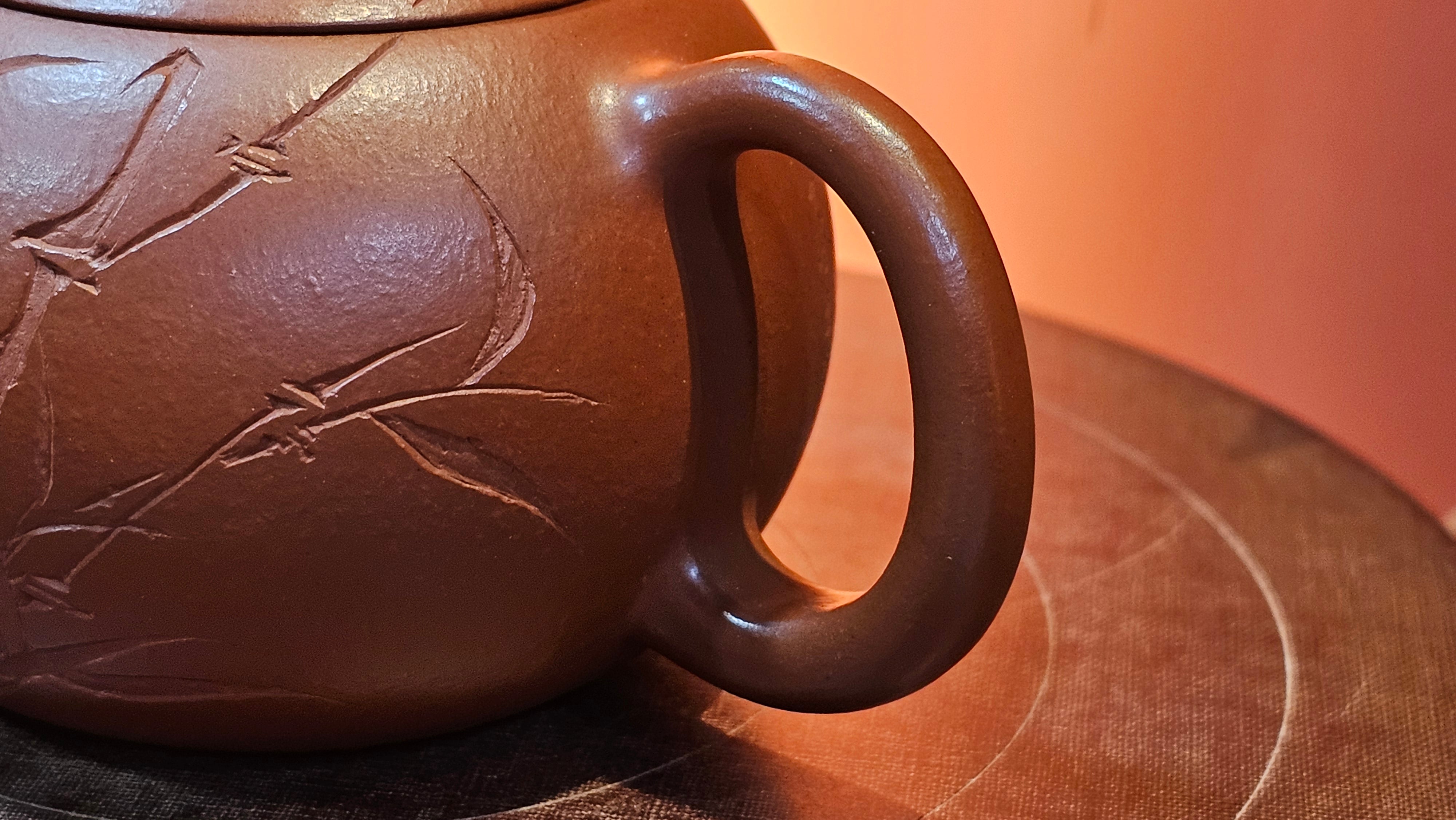 Xi Shi 西施 with Bamboo Engraving 竹刻绘, 171.3ml, Xiao Mei Yao Zhu Ni 小煤窑朱泥, by Collaborative Craftsman Zhai Yi Yao 翟一耀 and Craftsman Yi De Shu 一德书  ~ Congratulations to Mr PW., 1358hrs 12th June 2025, Kraków, Poland 🇵🇱.