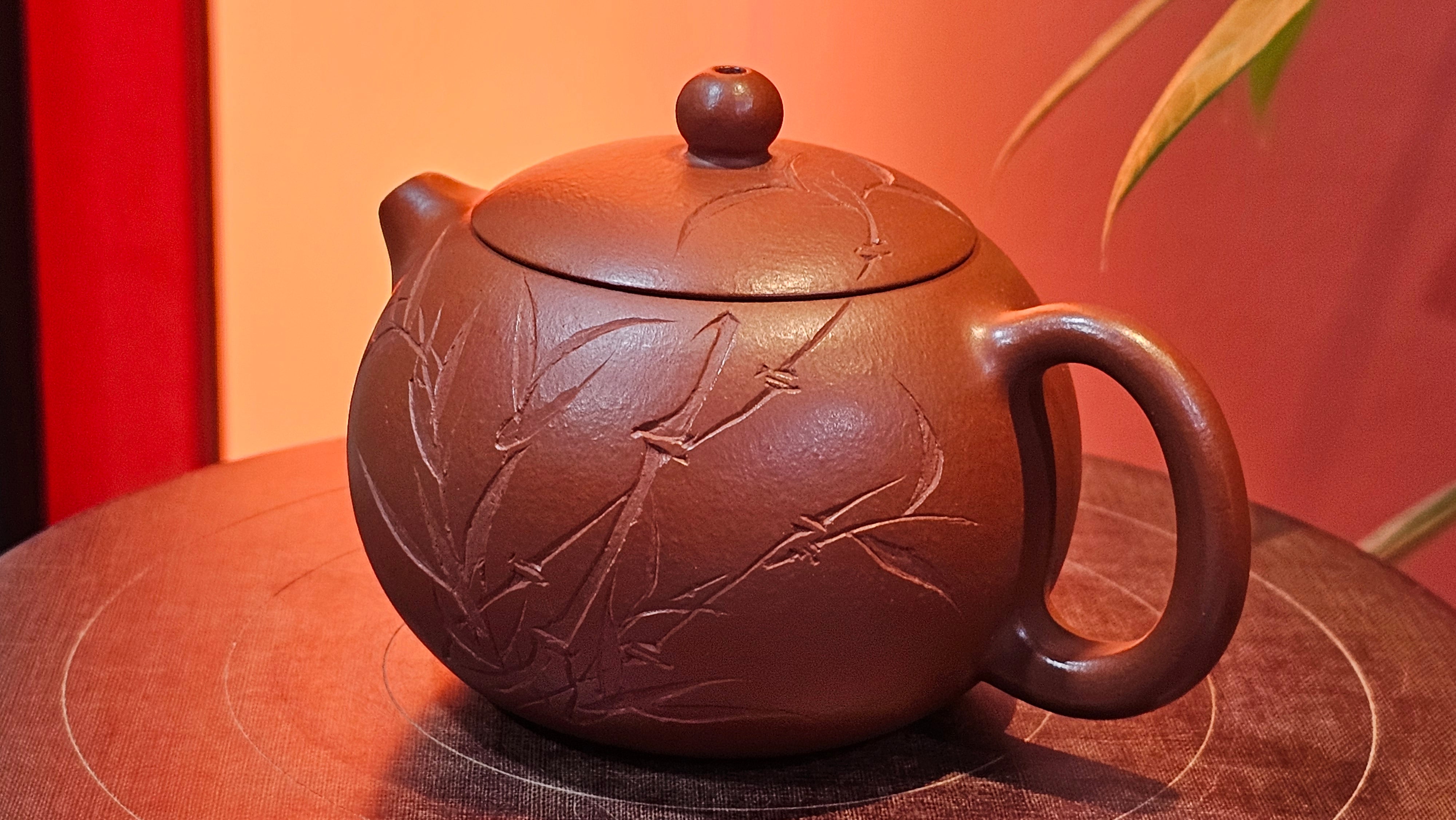 Xi Shi 西施 with Bamboo Engraving 竹刻绘, 171.3ml, Xiao Mei Yao Zhu Ni 小煤窑朱泥, by Collaborative Craftsman Zhai Yi Yao 翟一耀 and Craftsman Yi De Shu 一德书  ~ Congratulations to Mr PW., 1358hrs 12th June 2025, Kraków, Poland 🇵🇱.