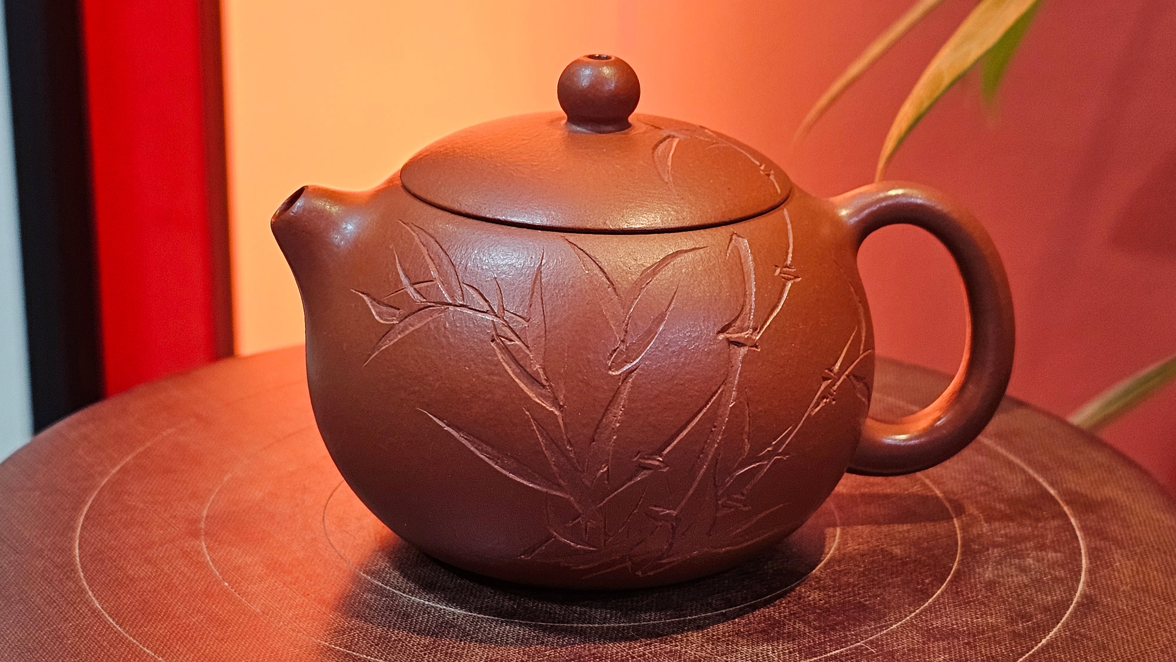 Xi Shi 西施 with Bamboo Engraving 竹刻绘, 171.3ml, Xiao Mei Yao Zhu Ni 小煤窑朱泥, by Collaborative Craftsman Zhai Yi Yao 翟一耀 and Craftsman Yi De Shu 一德书  ~ Congratulations to Mr PW., 1358hrs 12th June 2025, Kraków, Poland 🇵🇱.