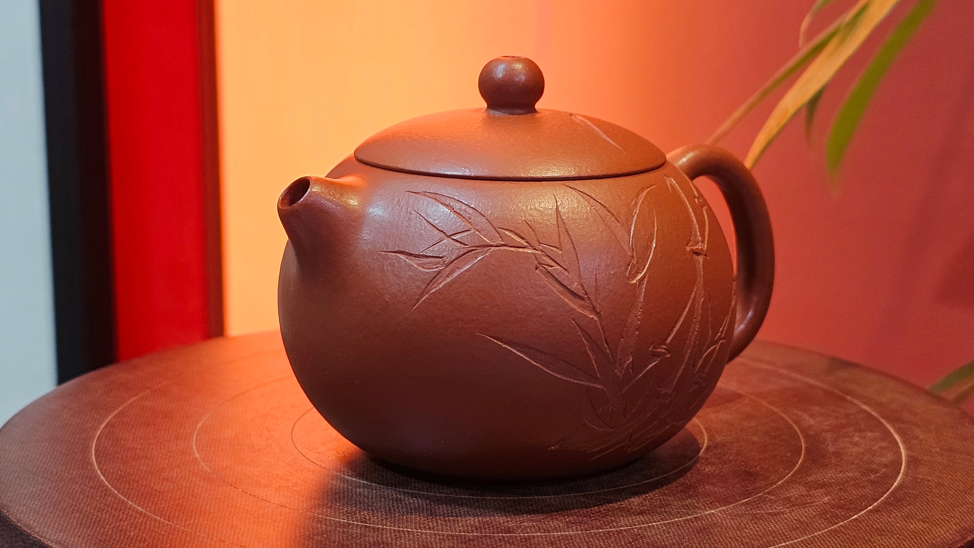 Xi Shi 西施 with Bamboo Engraving 竹刻绘, 171.3ml, Xiao Mei Yao Zhu Ni 小煤窑朱泥, by Collaborative Craftsman Zhai Yi Yao 翟一耀 and Craftsman Yi De Shu 一德书  ~ Congratulations to Mr PW., 1358hrs 12th June 2025, Kraków, Poland 🇵🇱.