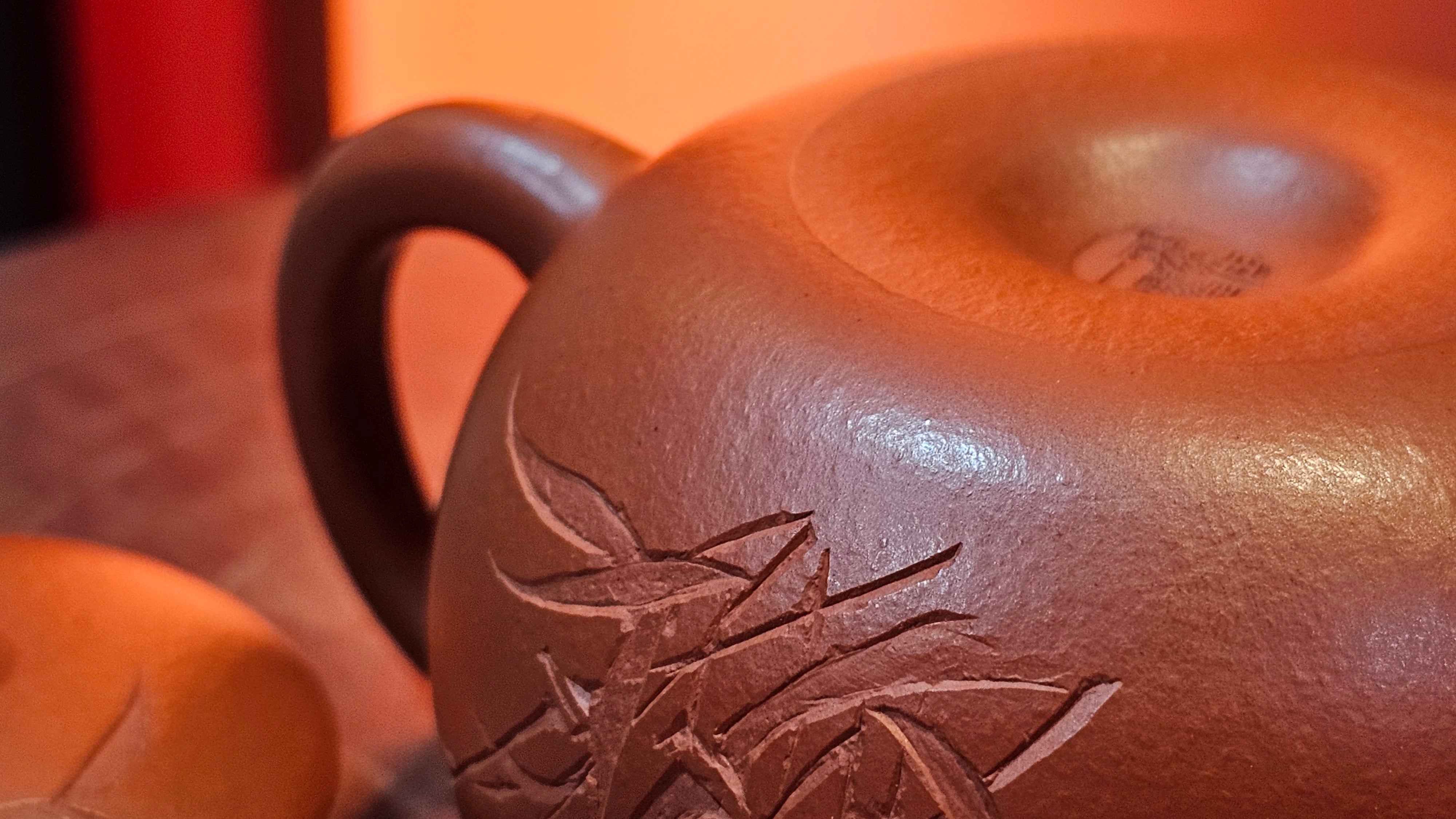 Xi Shi 西施 with Bamboo Engraving 竹刻绘, 171.3ml, Xiao Mei Yao Zhu Ni 小煤窑朱泥, by Collaborative Craftsman Zhai Yi Yao 翟一耀 and Craftsman Yi De Shu 一德书  ~ Congratulations to Mr PW., 1358hrs 12th June 2025, Kraków, Poland 🇵🇱.