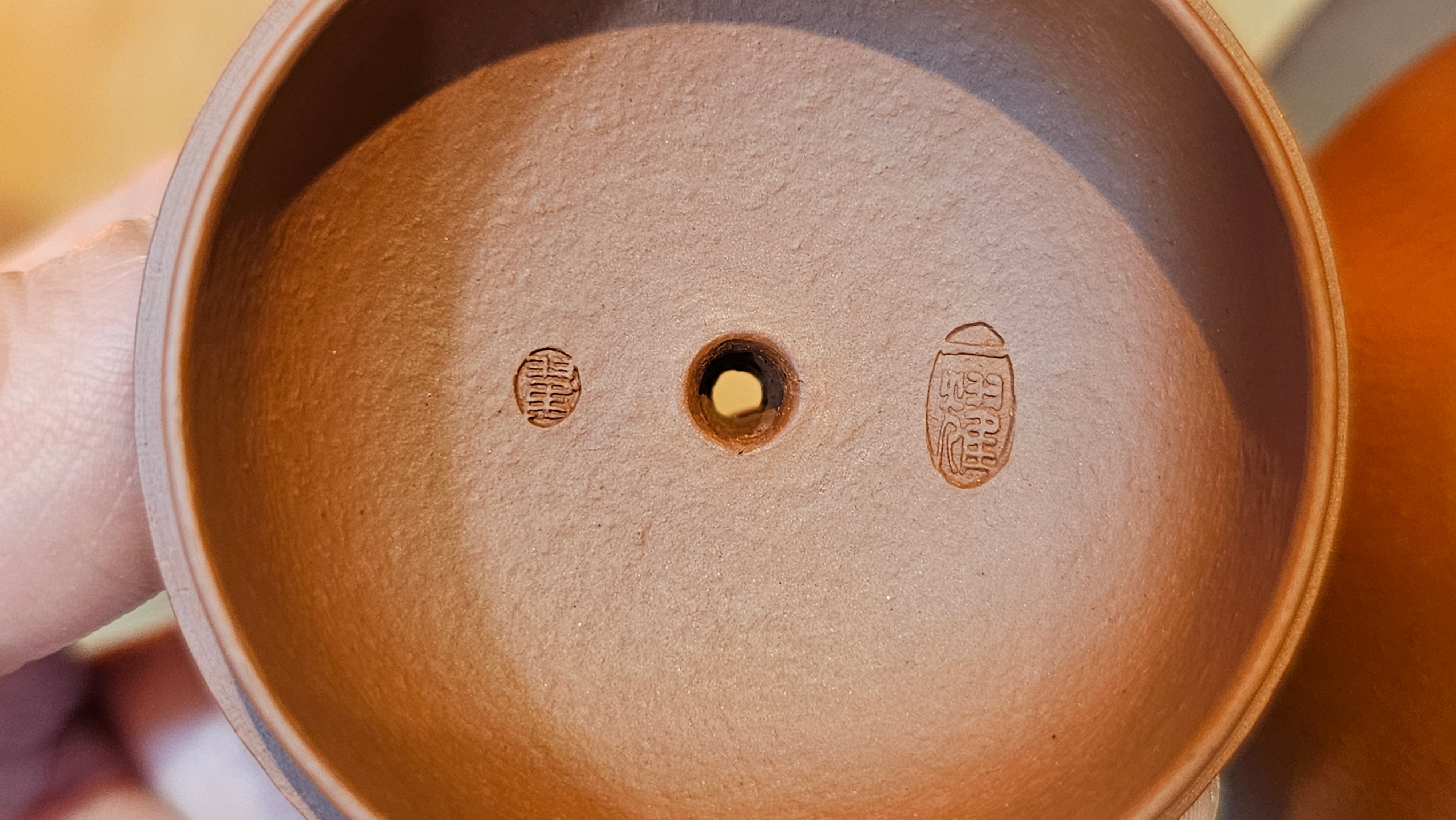 Xi Shi 西施 with Bamboo Engraving 竹刻绘, 171.3ml, Xiao Mei Yao Zhu Ni 小煤窑朱泥, by Collaborative Craftsman Zhai Yi Yao 翟一耀 and Craftsman Yi De Shu 一德书  ~ Congratulations to Mr PW., 1358hrs 12th June 2025, Kraków, Poland 🇵🇱.