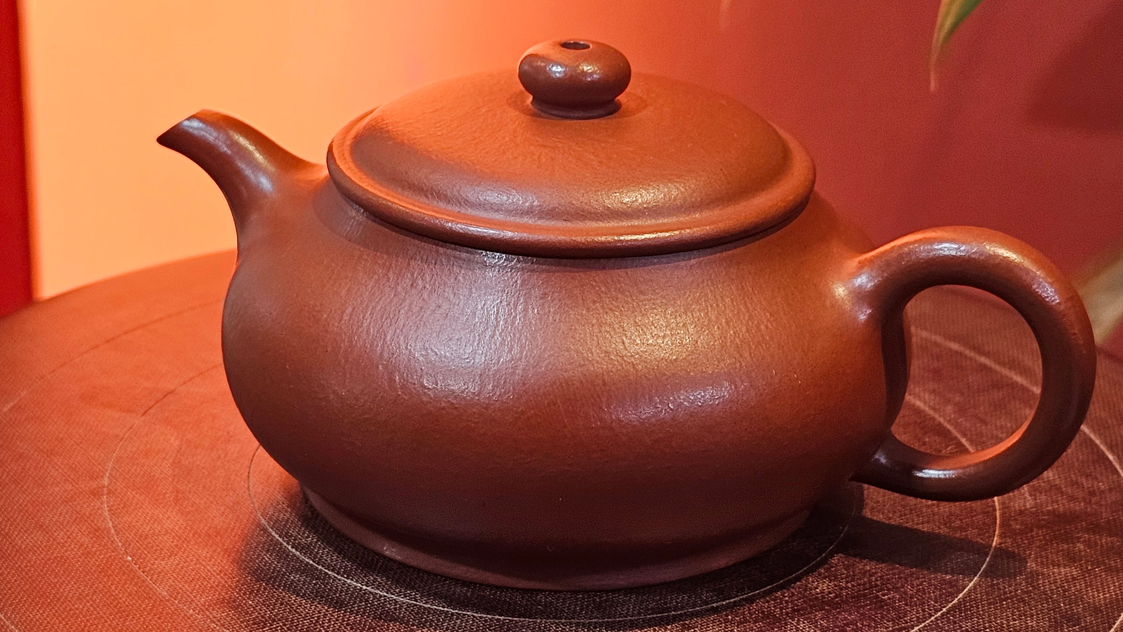 Ming Lu 明炉, 126.3ml, Xiao Mei Yao Zhu Ni 小煤窑朱泥, by our Collaborative Craftsman Wang Xing 王兴 ~ Congratulations to Mr SD., 0805hrs 12th June 2025, New York, NY.