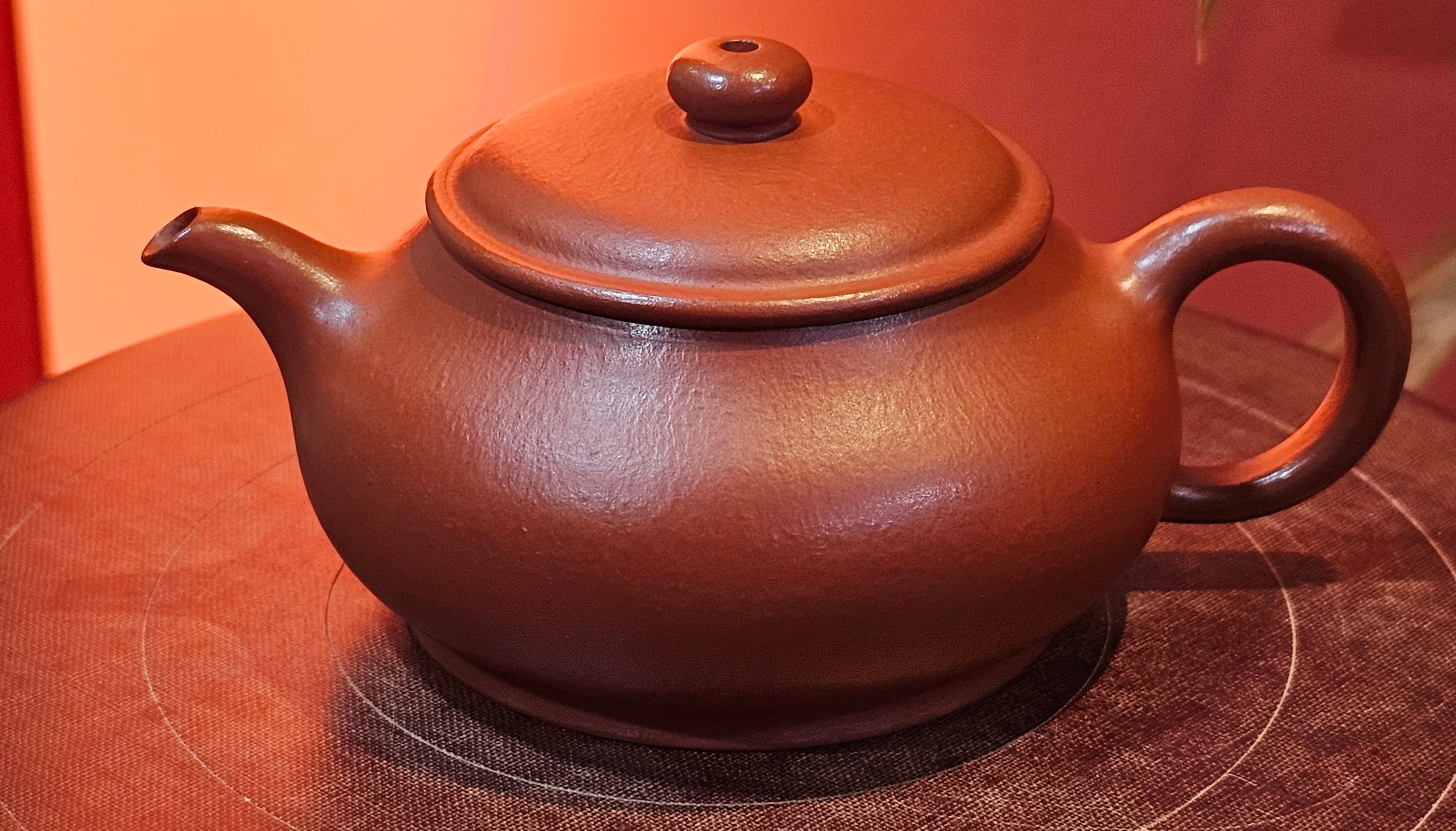 Ming Lu 明炉, 126.3ml, Xiao Mei Yao Zhu Ni 小煤窑朱泥, by our Collaborative Craftsman Wang Xing 王兴 ~ Congratulations to Mr SD., 0805hrs 12th June 2025, New York, NY.