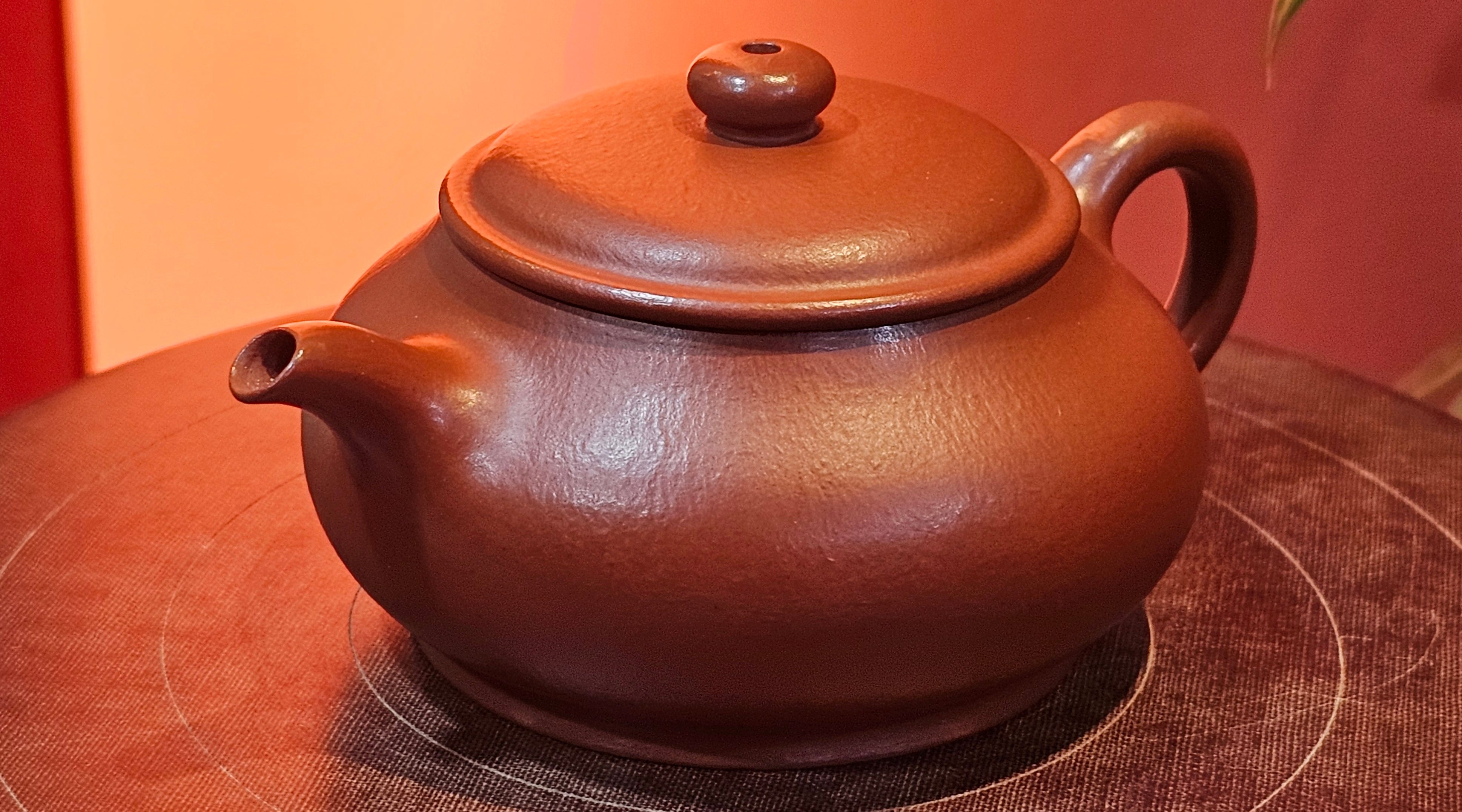 Ming Lu 明炉, 126.3ml, Xiao Mei Yao Zhu Ni 小煤窑朱泥, by our Collaborative Craftsman Wang Xing 王兴 ~ Congratulations to Mr SD., 0805hrs 12th June 2025, New York, NY.