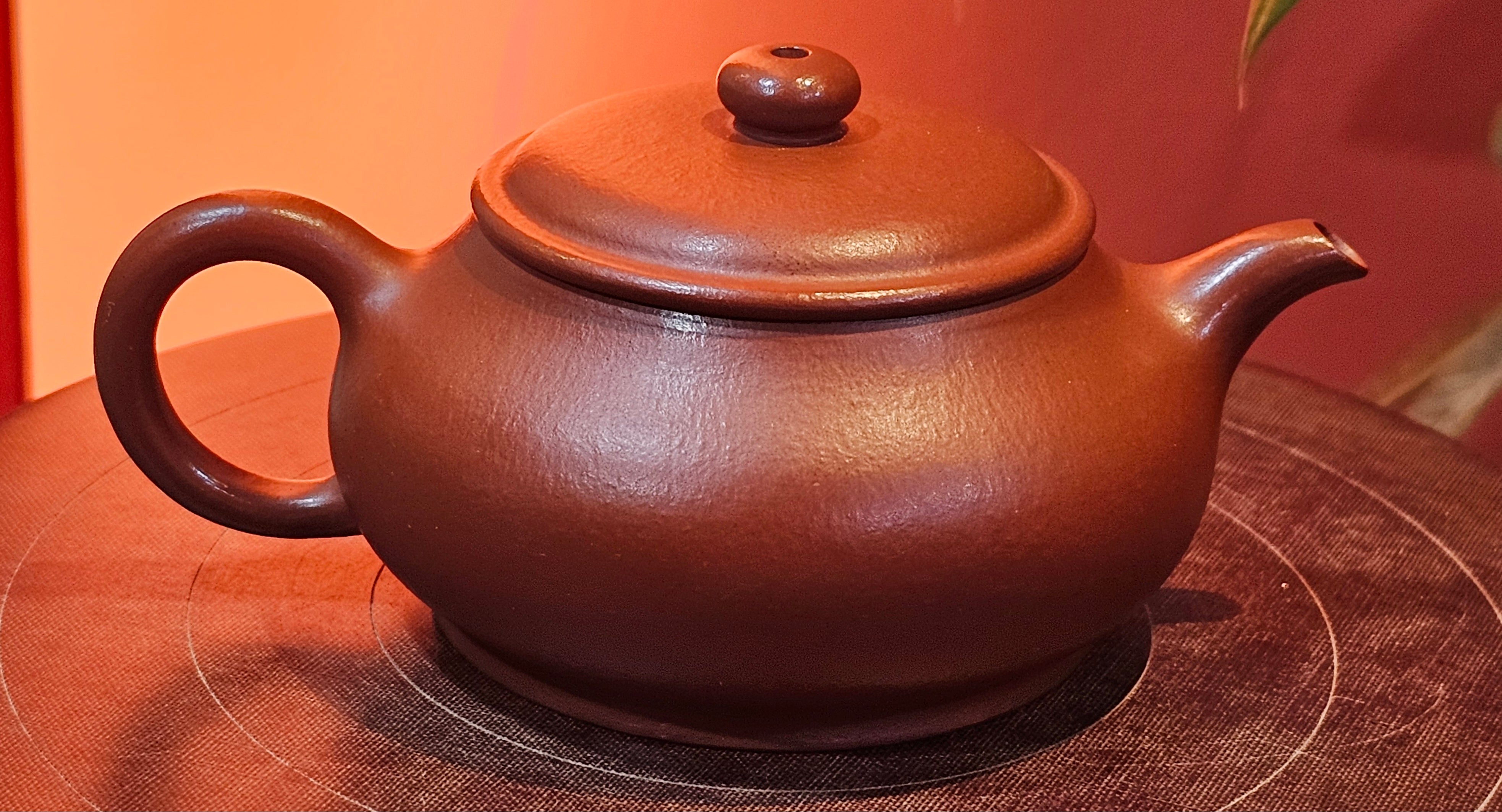 Ming Lu 明炉, 126.3ml, Xiao Mei Yao Zhu Ni 小煤窑朱泥, by our Collaborative Craftsman Wang Xing 王兴 ~ Congratulations to Mr SD., 0805hrs 12th June 2025, New York, NY.