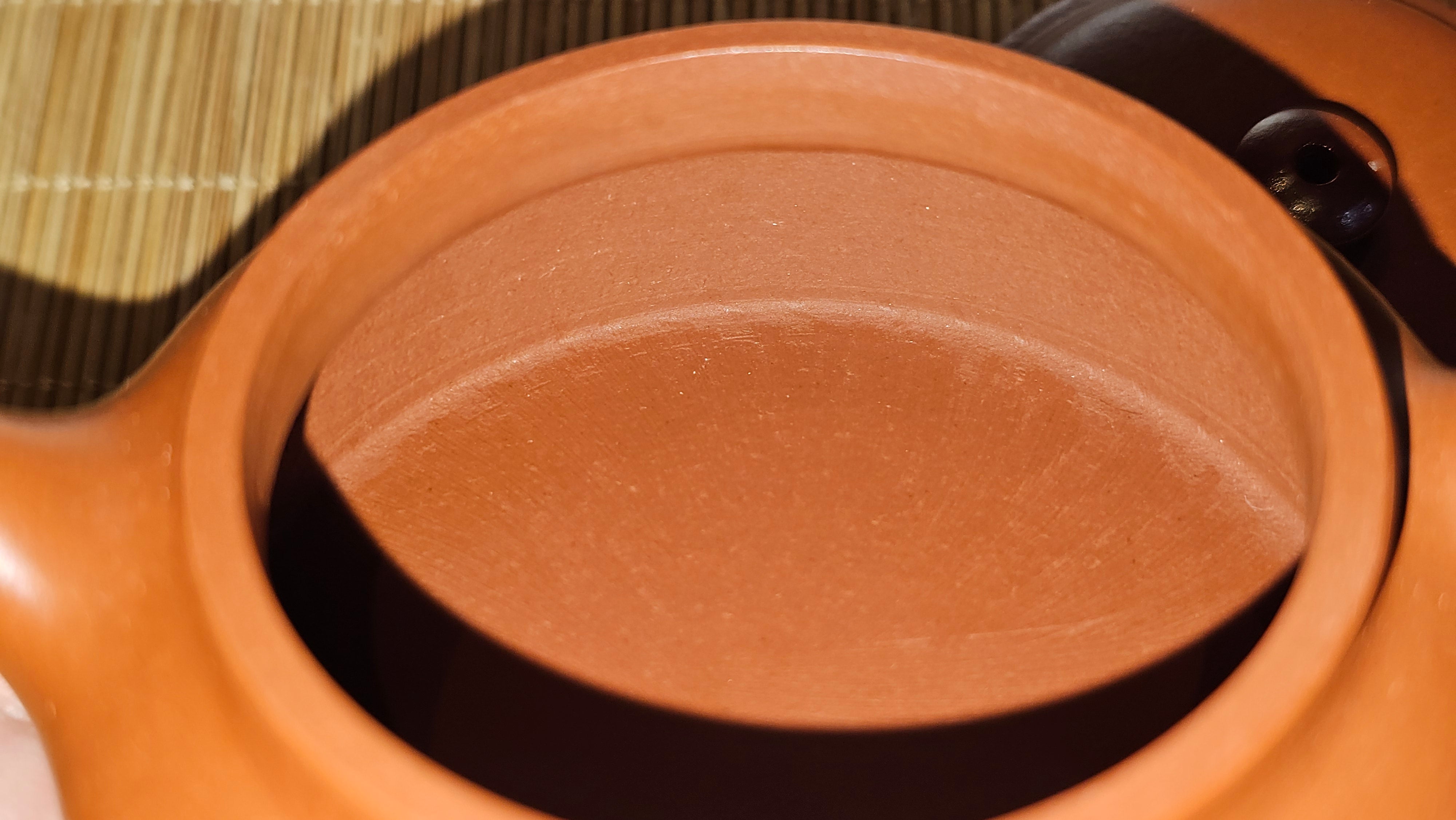 De Zhong 德钟 (Ai De Zhong 矮德钟), "上善若水", 122.8ml, Xiao Mei Yao Zhu Ni 小煤窑朱泥,  by Craftsman Shi Yun 石芸 ~ Congratulations to Mr C.T., 0048hrs 16th June 2025, MS.