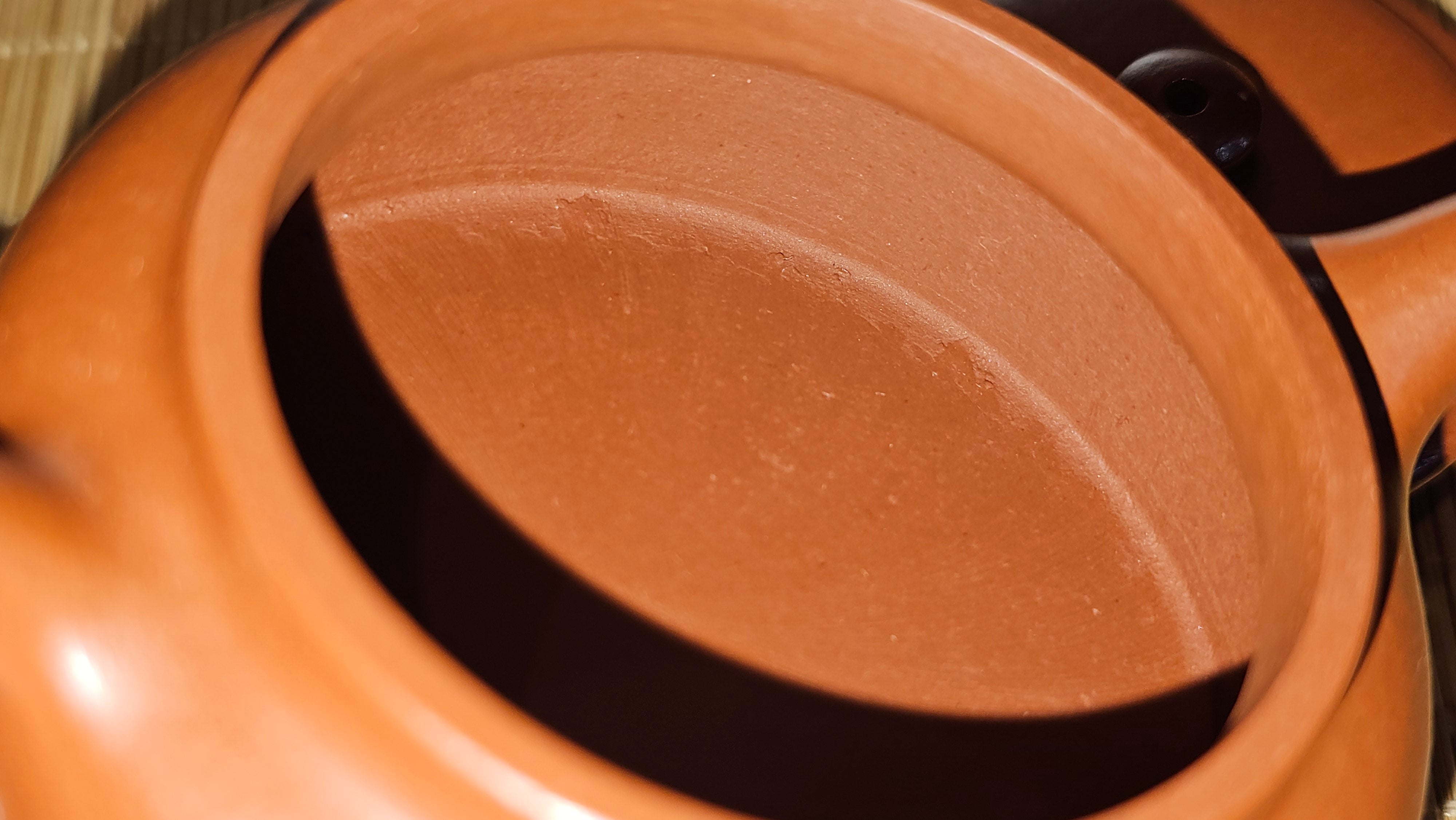 De Zhong 德钟 (Ai De Zhong 矮德钟), "上善若水", 122.8ml, Xiao Mei Yao Zhu Ni 小煤窑朱泥,  by Craftsman Shi Yun 石芸 ~ Congratulations to Mr C.T., 0048hrs 16th June 2025, MS.