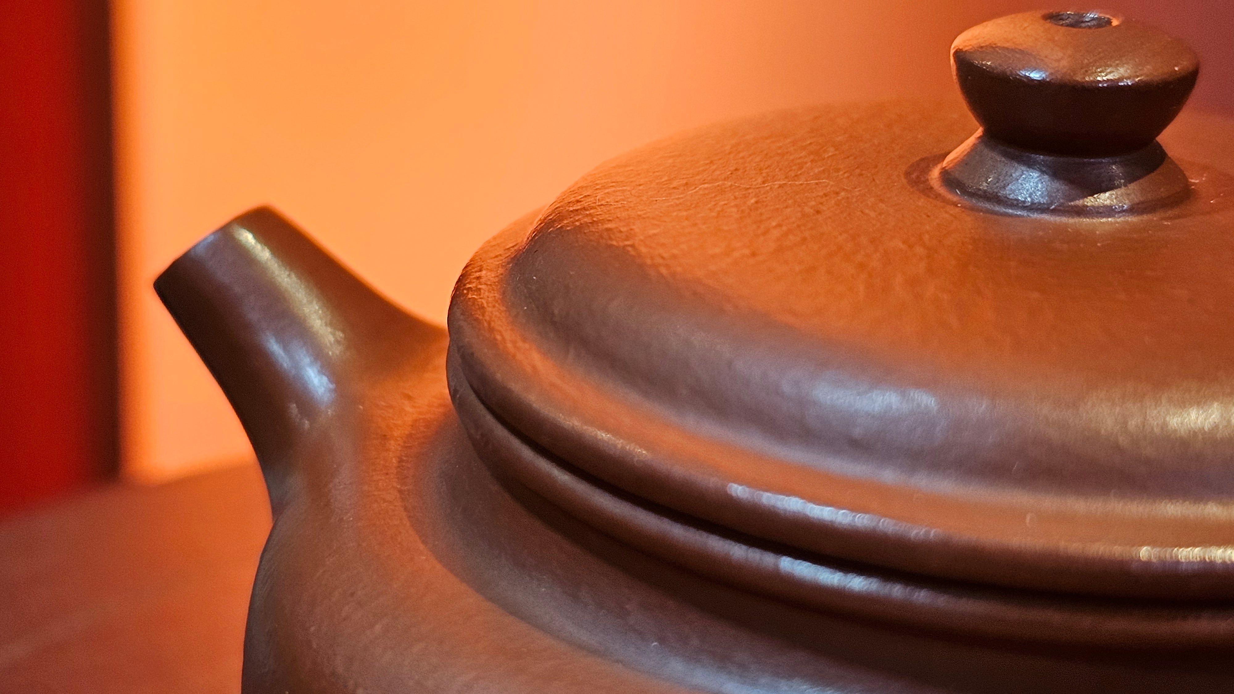 De Zhong 德钟 (Ai De Zhong 矮德钟), "上善若水", 122.8ml, Xiao Mei Yao Zhu Ni 小煤窑朱泥,  by Craftsman Shi Yun 石芸 ~ Congratulations to Mr C.T., 0048hrs 16th June 2025, MS.