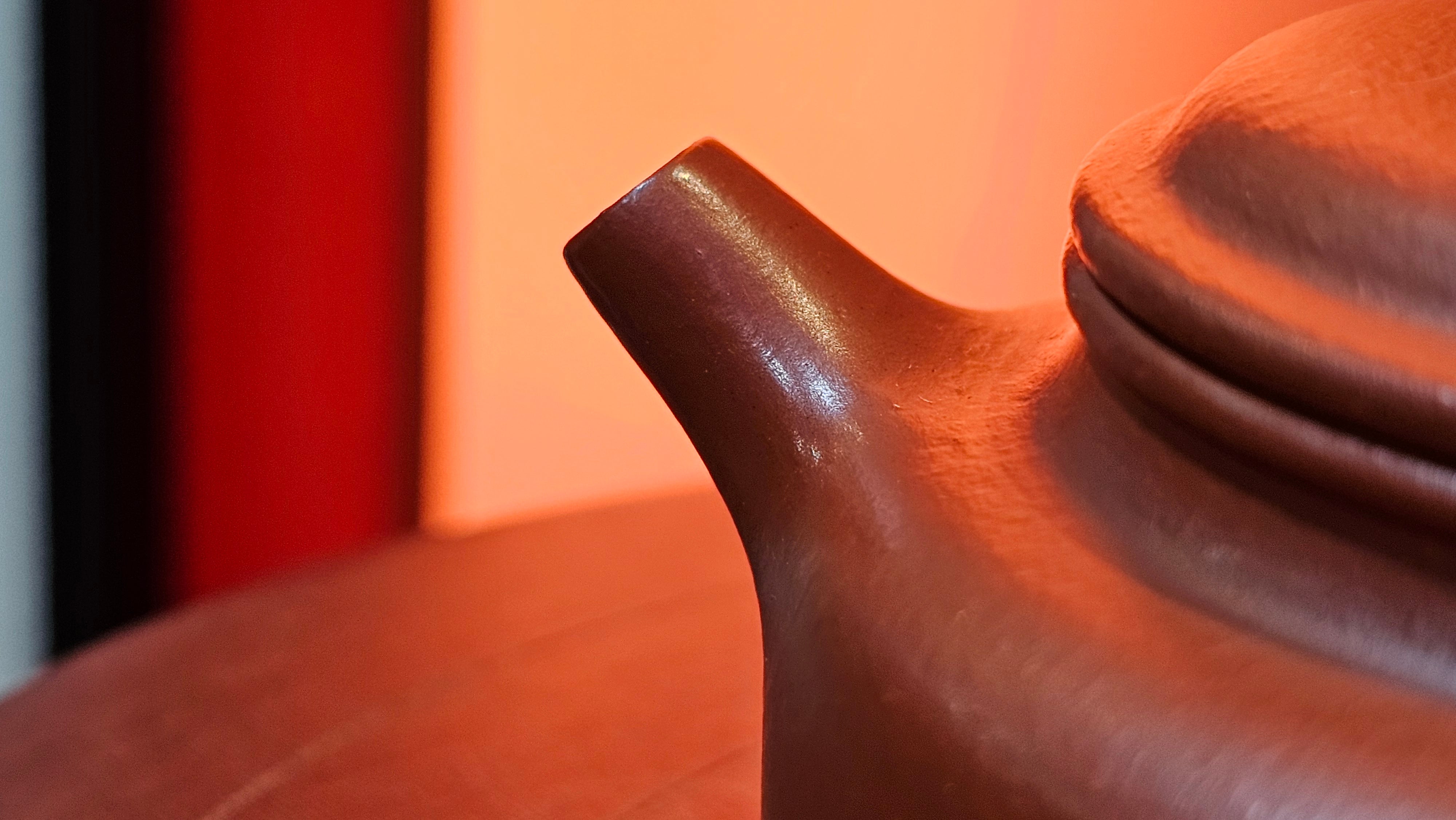 De Zhong 德钟 (Ai De Zhong 矮德钟), "上善若水", 122.8ml, Xiao Mei Yao Zhu Ni 小煤窑朱泥,  by Craftsman Shi Yun 石芸 ~ Congratulations to Mr C.T., 0048hrs 16th June 2025, MS.