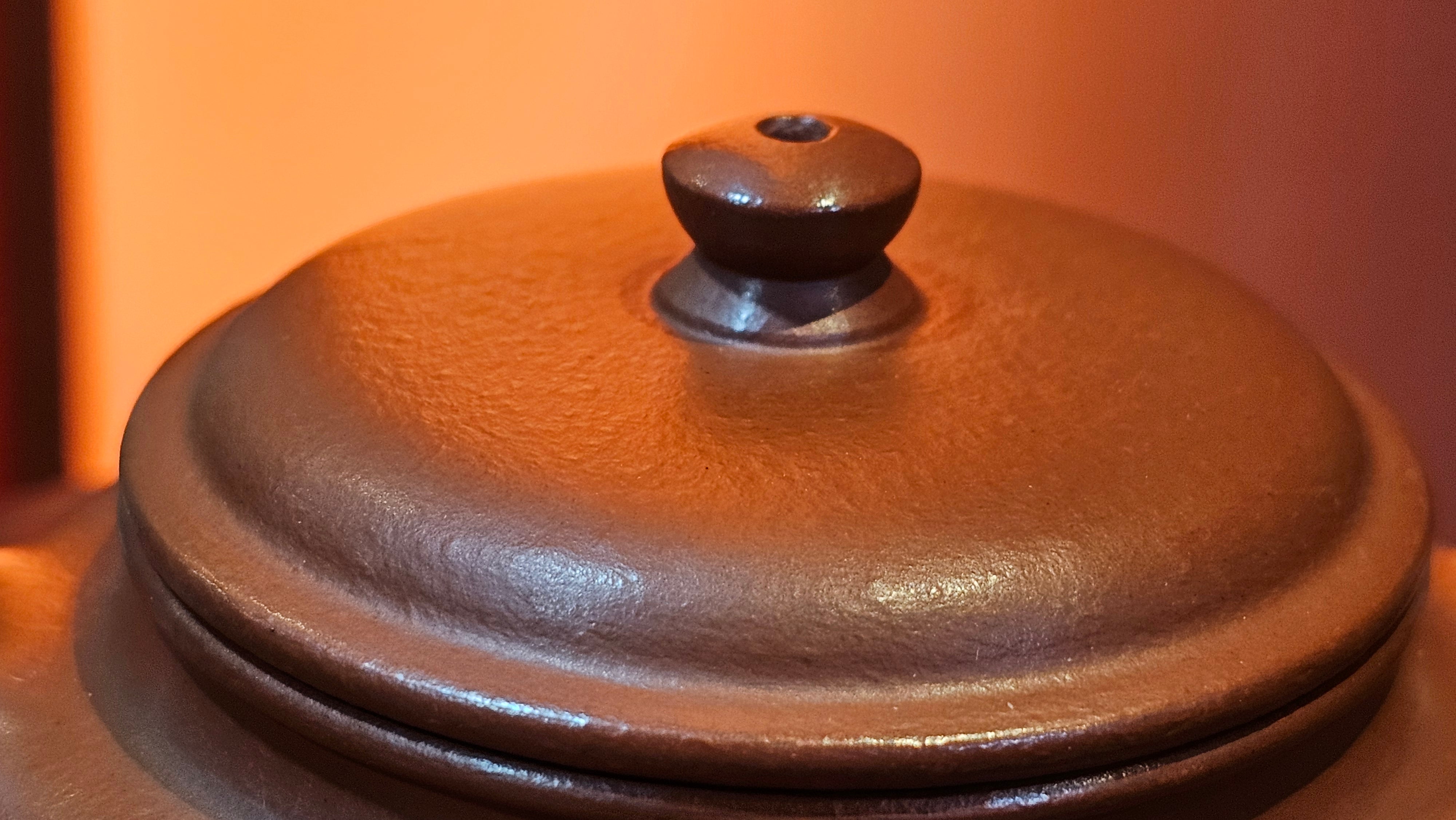 De Zhong 德钟 (Ai De Zhong 矮德钟), "上善若水", 122.8ml, Xiao Mei Yao Zhu Ni 小煤窑朱泥,  by Craftsman Shi Yun 石芸 ~ Congratulations to Mr C.T., 0048hrs 16th June 2025, MS.