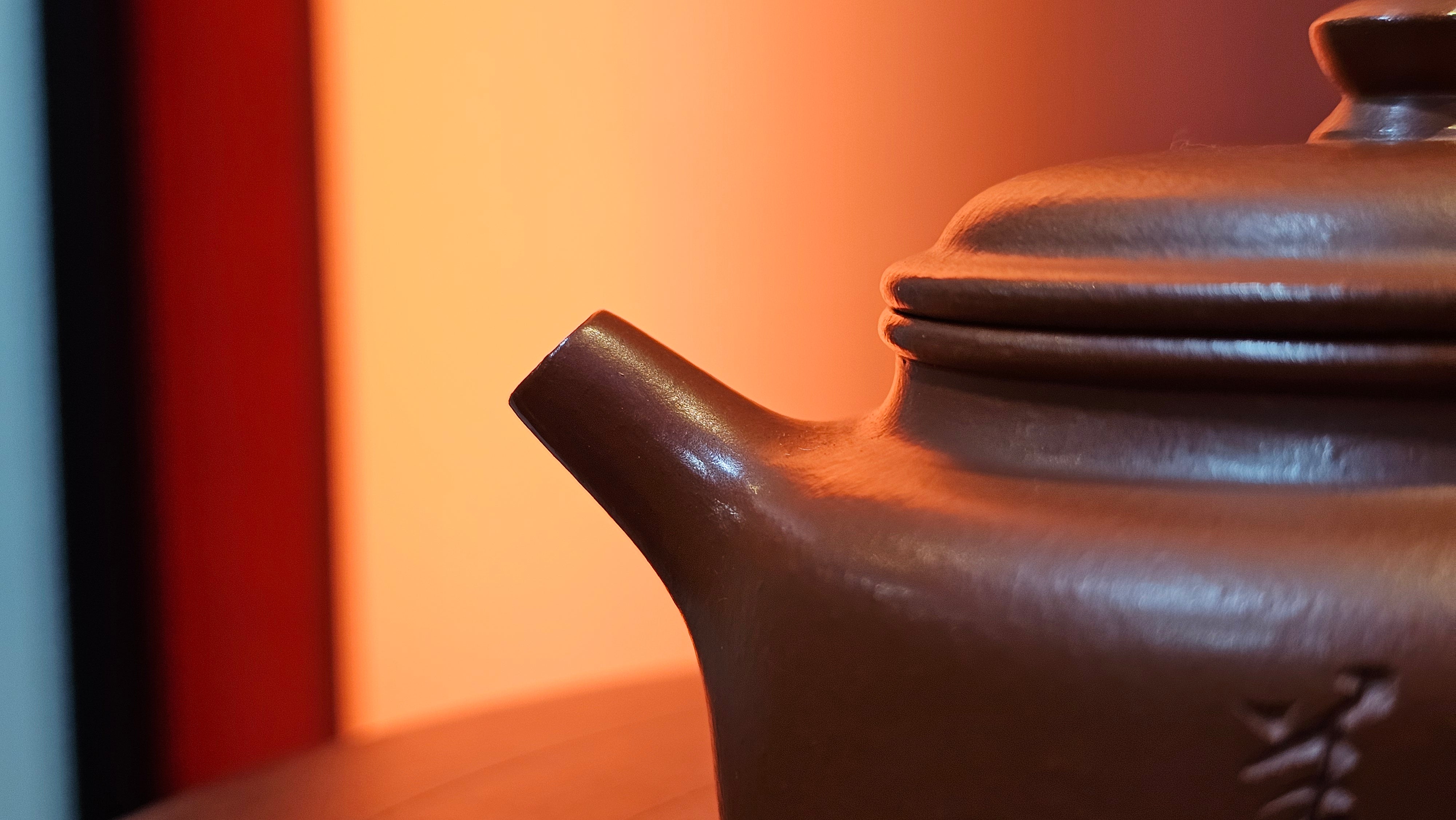 De Zhong 德钟 (Ai De Zhong 矮德钟), "上善若水", 122.8ml, Xiao Mei Yao Zhu Ni 小煤窑朱泥,  by Craftsman Shi Yun 石芸 ~ Congratulations to Mr C.T., 0048hrs 16th June 2025, MS.