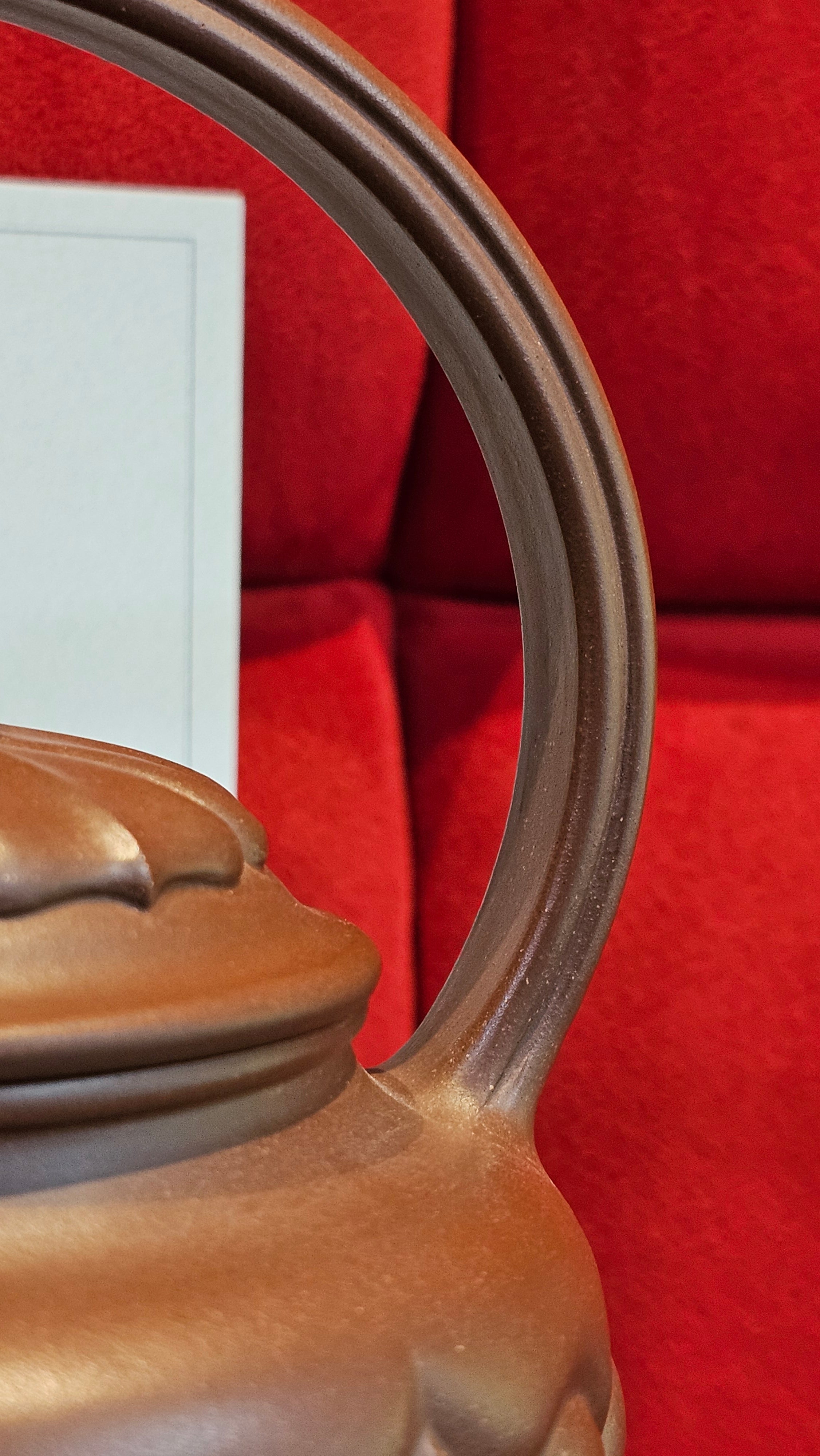 《禅意提梁》"Chan Yi Ti Liang~ Meditative Enlightenment:Top Handle", 493.3ml, ~ Crafted by L3A Master Consummate Artist Li Yan Ru 李艳如。