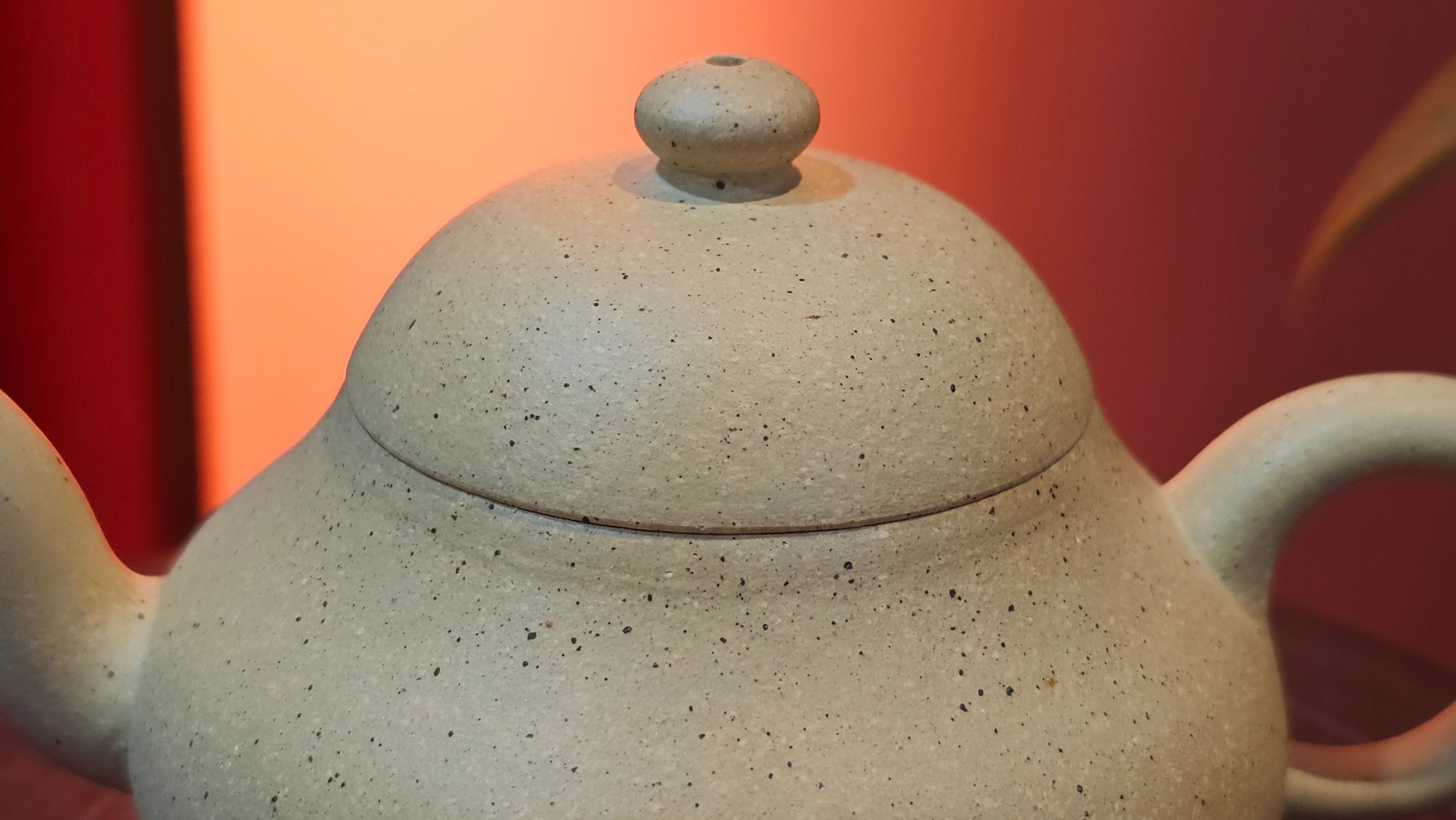 Li Xing 梨形, 163.1ml, Zhi Ma Duan Ni 芝麻段泥, by Craftsman Gu Xiao Ming 顾小明 ~ Congratulations to Mr A.K., 2247hrs 16th June 2025, Seattle, WA.