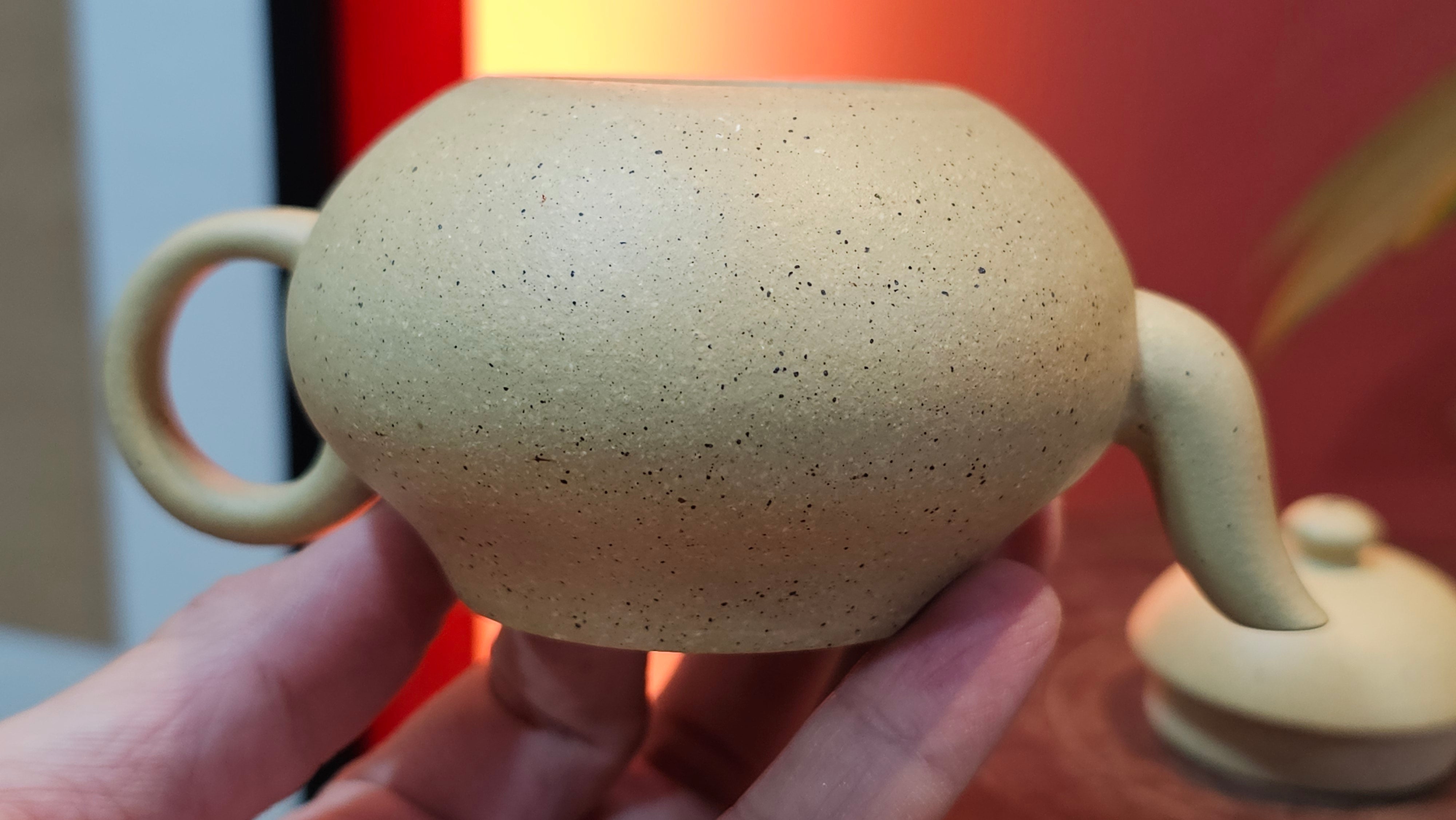 Li Xing 梨形, 163.1ml, Zhi Ma Duan Ni 芝麻段泥, by Craftsman Gu Xiao Ming 顾小明 ~ Congratulations to Mr A.K., 2247hrs 16th June 2025, Seattle, WA.