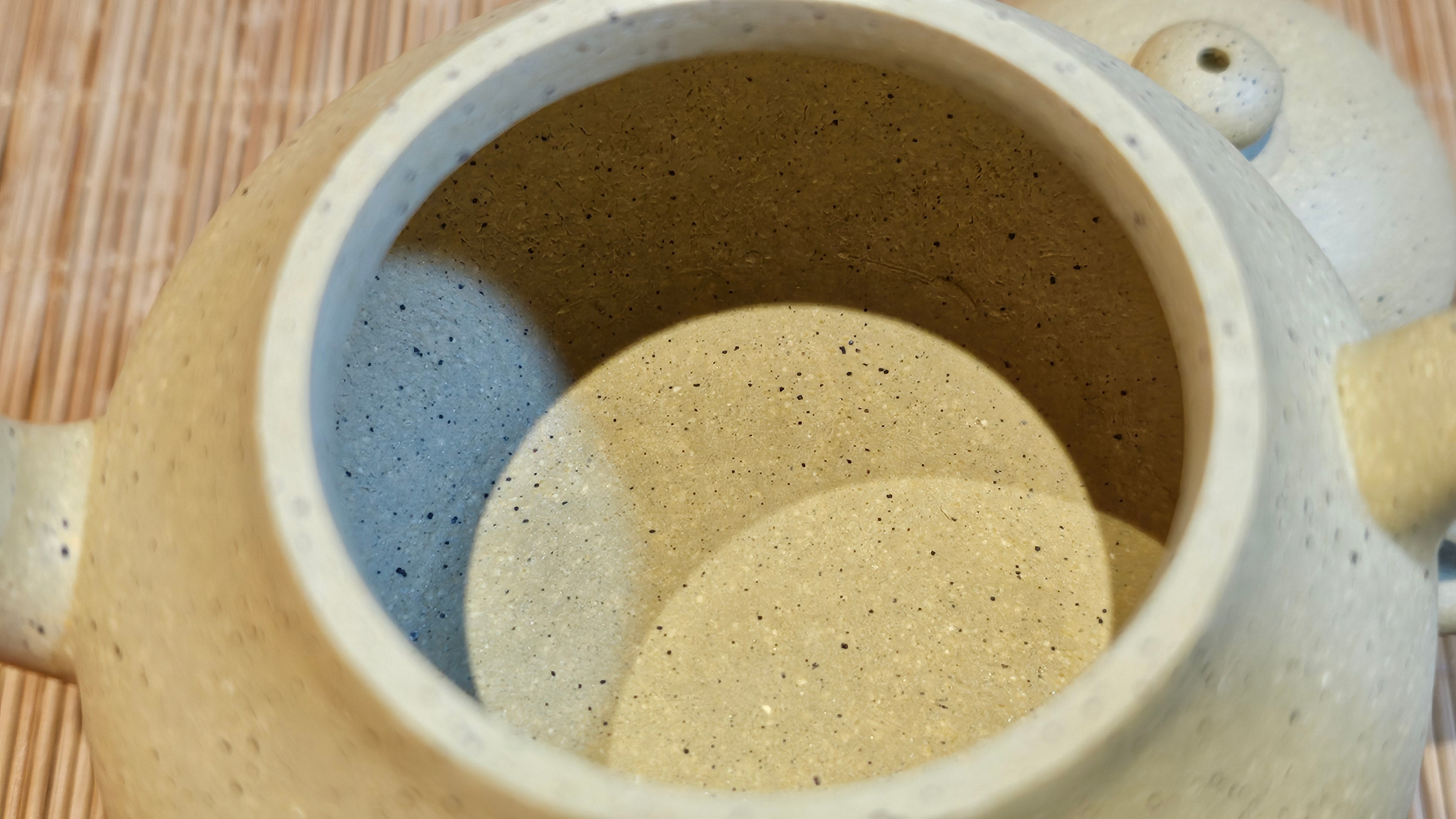 Li Xing 梨形, 163.1ml, Zhi Ma Duan Ni 芝麻段泥, by Craftsman Gu Xiao Ming 顾小明 ~ Congratulations to Mr A.K., 2247hrs 16th June 2025, Seattle, WA.