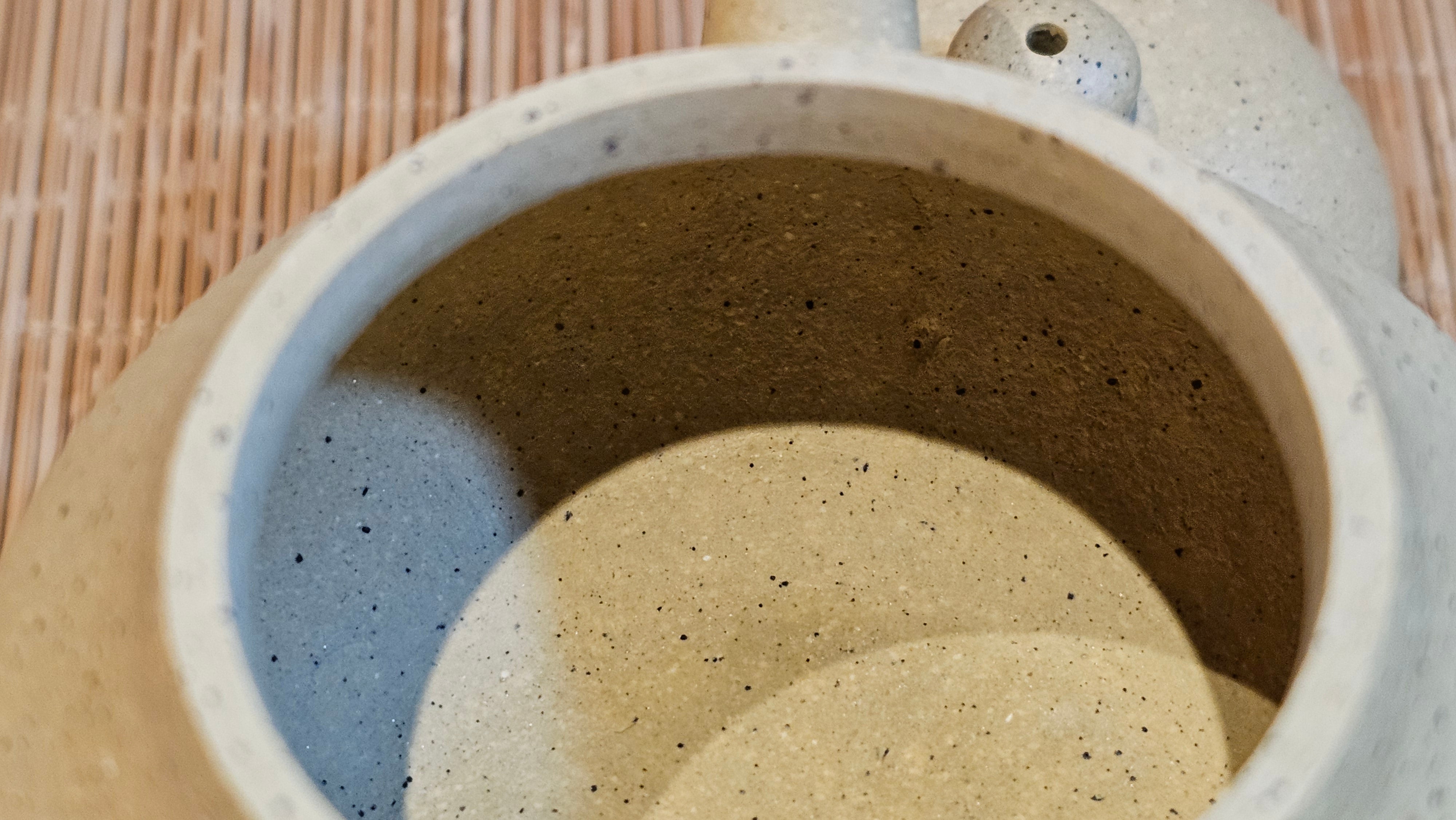 Li Xing 梨形, 163.1ml, Zhi Ma Duan Ni 芝麻段泥, by Craftsman Gu Xiao Ming 顾小明 ~ Congratulations to Mr A.K., 2247hrs 16th June 2025, Seattle, WA.