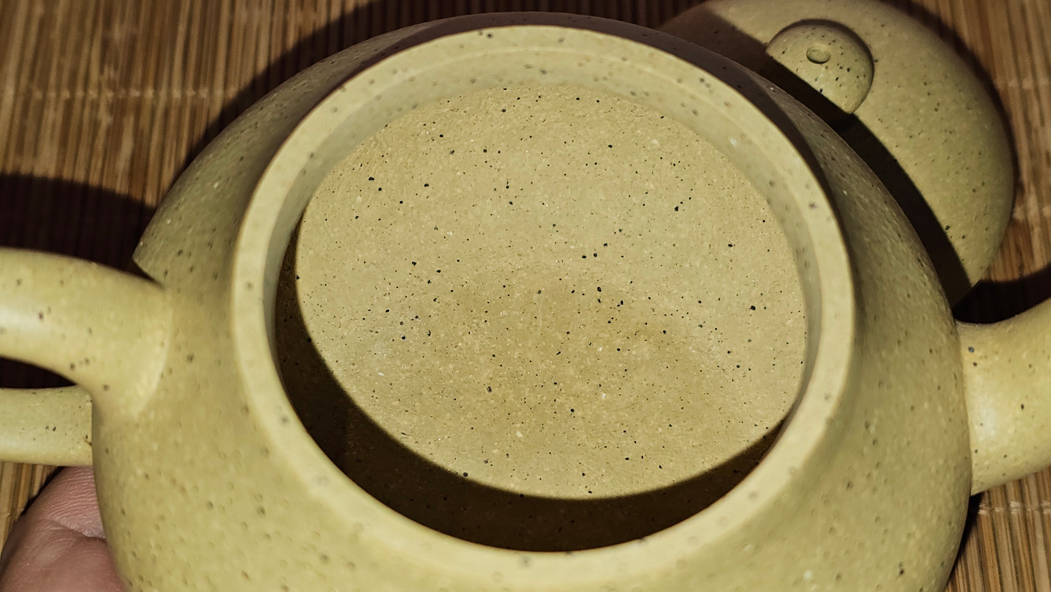 Li Xing 梨形, 163.1ml, Zhi Ma Duan Ni 芝麻段泥, by Craftsman Gu Xiao Ming 顾小明 ~ Congratulations to Mr A.K., 2247hrs 16th June 2025, Seattle, WA.