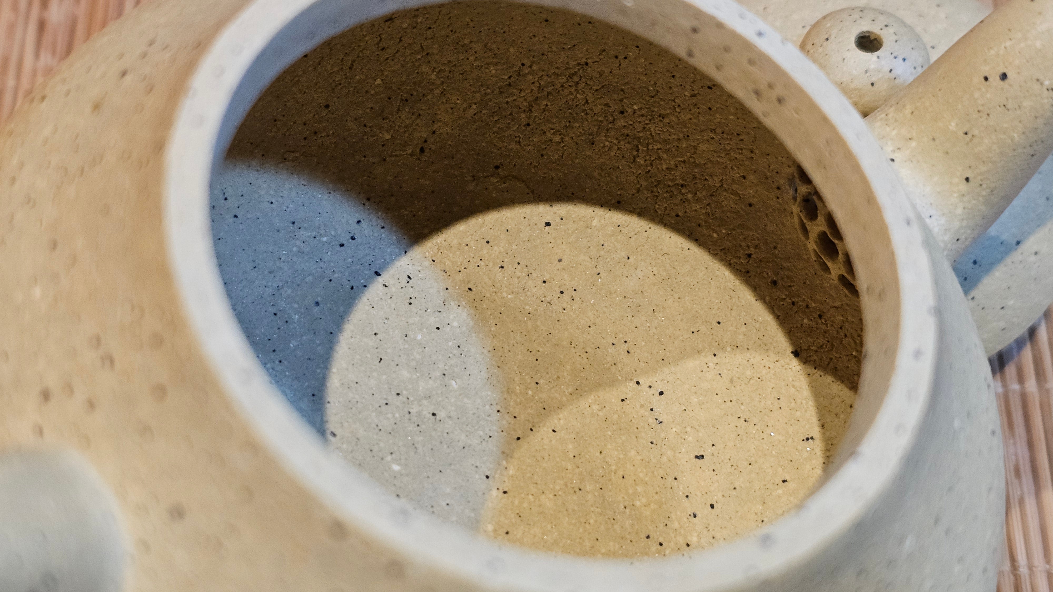 Li Xing 梨形, 163.1ml, Zhi Ma Duan Ni 芝麻段泥, by Craftsman Gu Xiao Ming 顾小明 ~ Congratulations to Mr A.K., 2247hrs 16th June 2025, Seattle, WA.