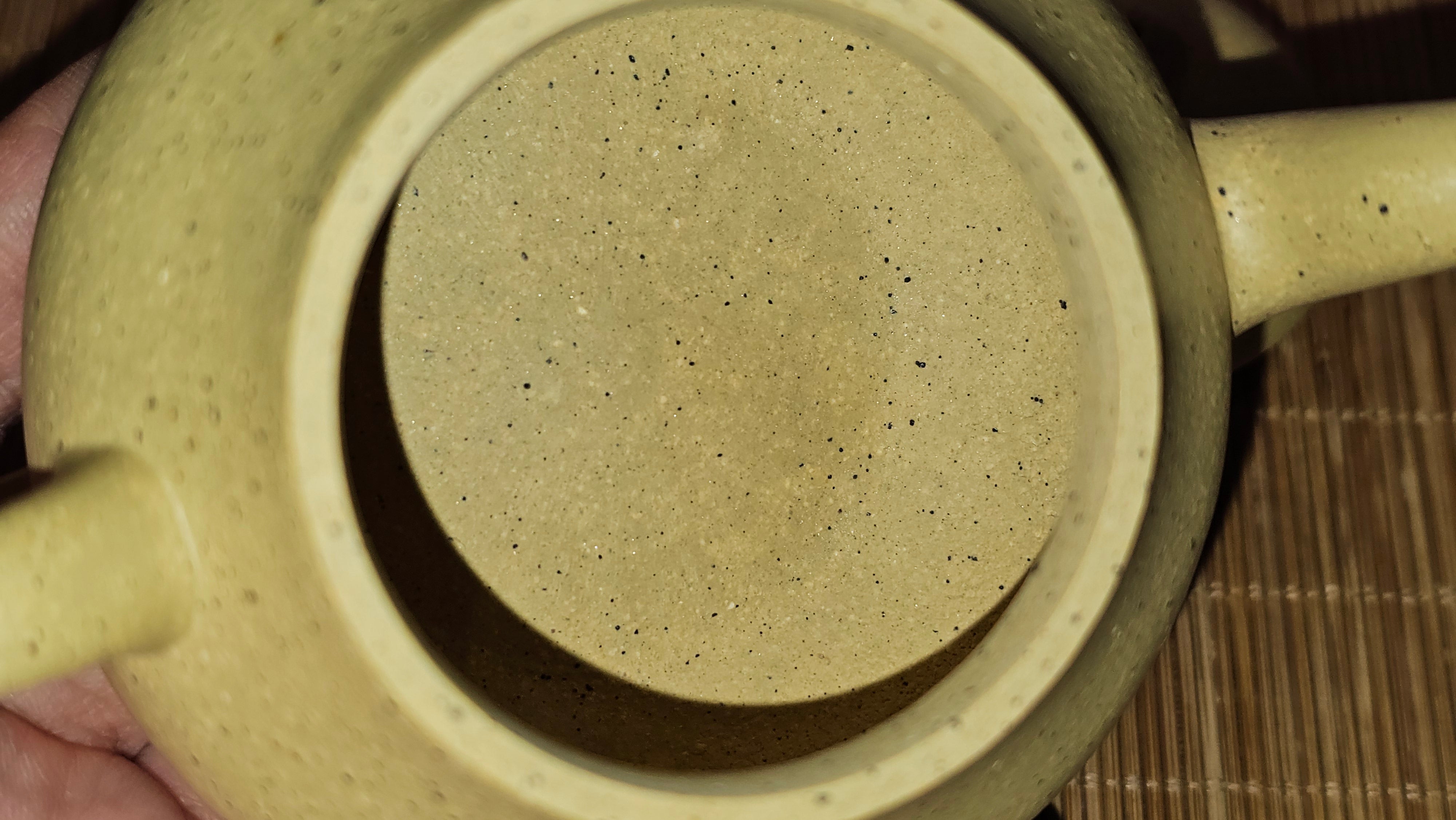 Li Xing 梨形, 163.1ml, Zhi Ma Duan Ni 芝麻段泥, by Craftsman Gu Xiao Ming 顾小明 ~ Congratulations to Mr A.K., 2247hrs 16th June 2025, Seattle, WA.