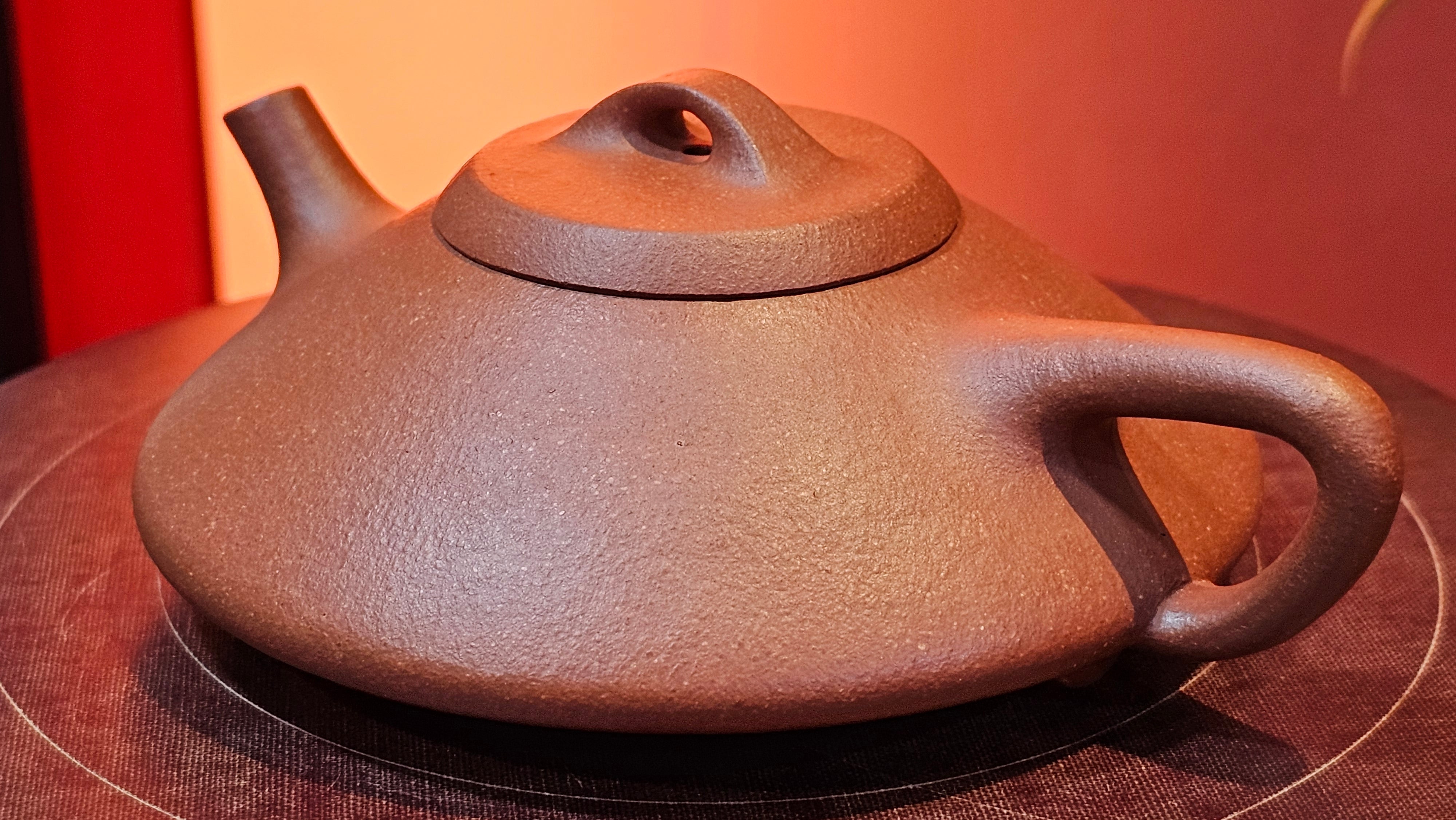 He Piao 合瓢, 151.0ml, Hong Jiang Po Ni 红降坡泥, by Craftsman Chen Gui Zhi 陈桂枝。(Red JiangPoNi is rarer than Yellow JiangPoNi, XiaoMeiYao ZhuNi & ZhaoZhuang ZhuNi) ~ Congratulations to Mr J.T., 0838hrs 20th June 2025, Chippendale, Australia 🇦🇺.