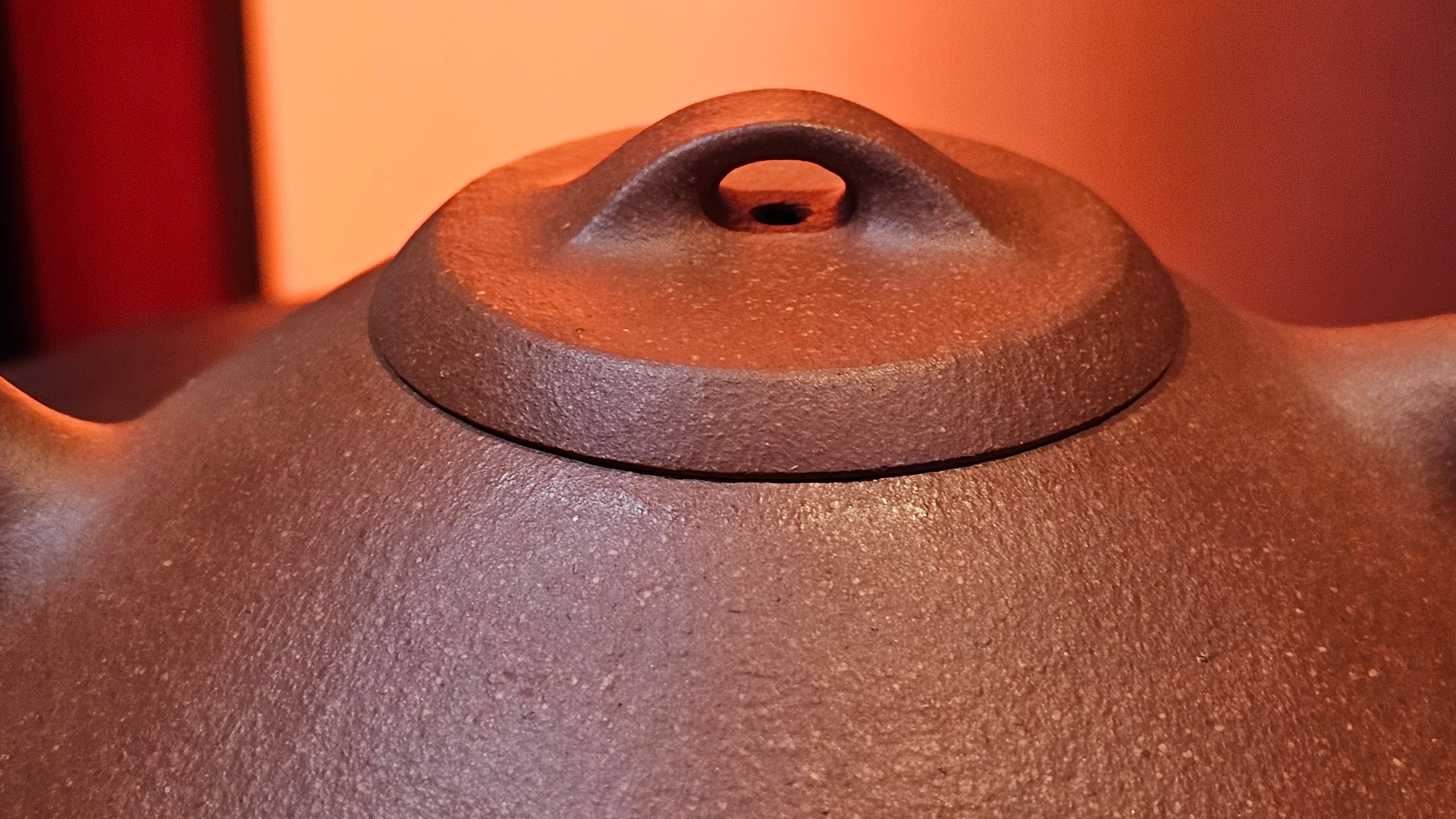 He Piao 合瓢, 151.0ml, Hong Jiang Po Ni 红降坡泥, by Craftsman Chen Gui Zhi 陈桂枝。(Red JiangPoNi is rarer than Yellow JiangPoNi, XiaoMeiYao ZhuNi & ZhaoZhuang ZhuNi) ~ Congratulations to Mr J.T., 0838hrs 20th June 2025, Chippendale, Australia 🇦🇺.