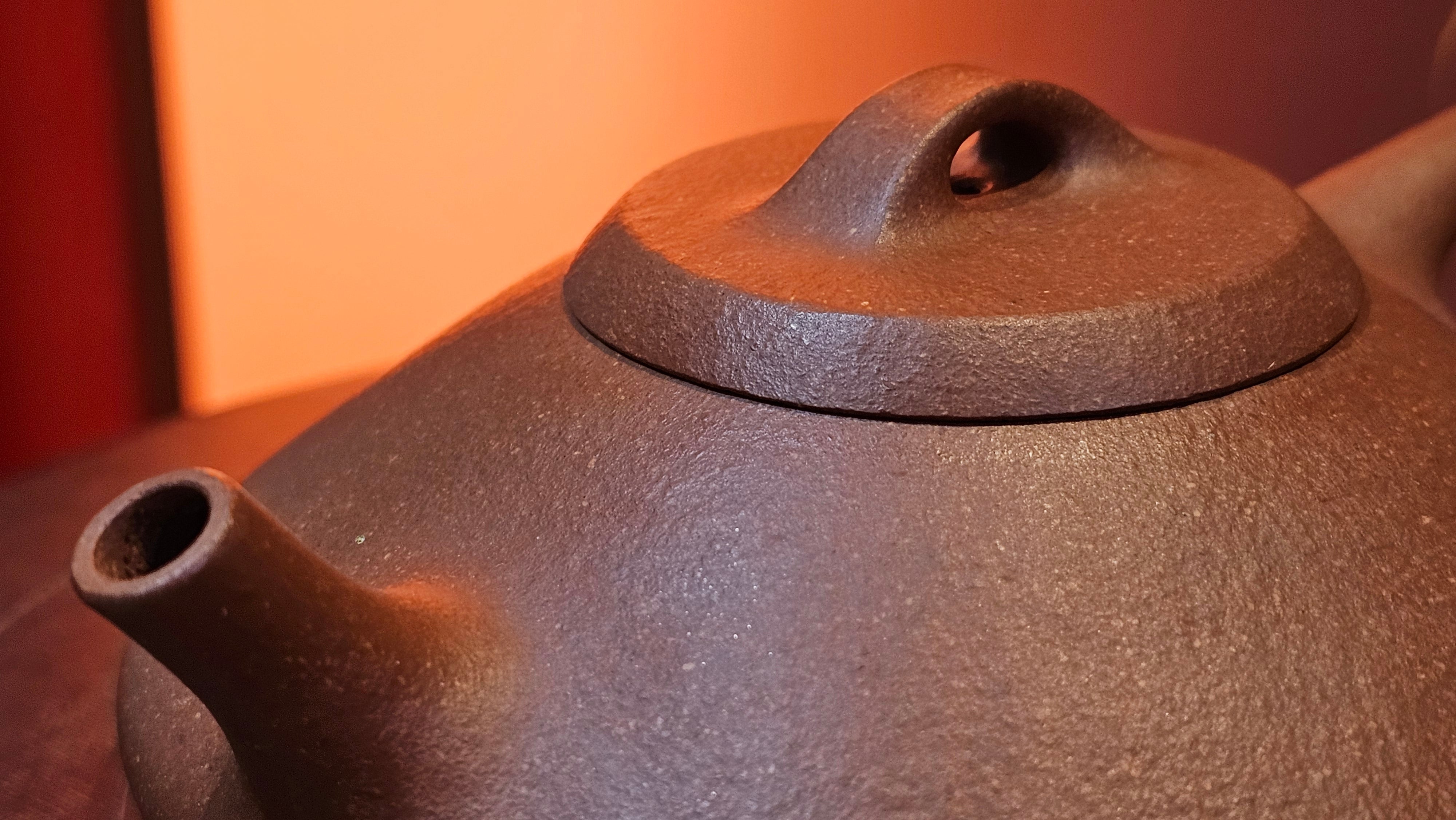 He Piao 合瓢, 151.0ml, Hong Jiang Po Ni 红降坡泥, by Craftsman Chen Gui Zhi 陈桂枝。(Red JiangPoNi is rarer than Yellow JiangPoNi, XiaoMeiYao ZhuNi & ZhaoZhuang ZhuNi) ~ Congratulations to Mr J.T., 0838hrs 20th June 2025, Chippendale, Australia 🇦🇺.