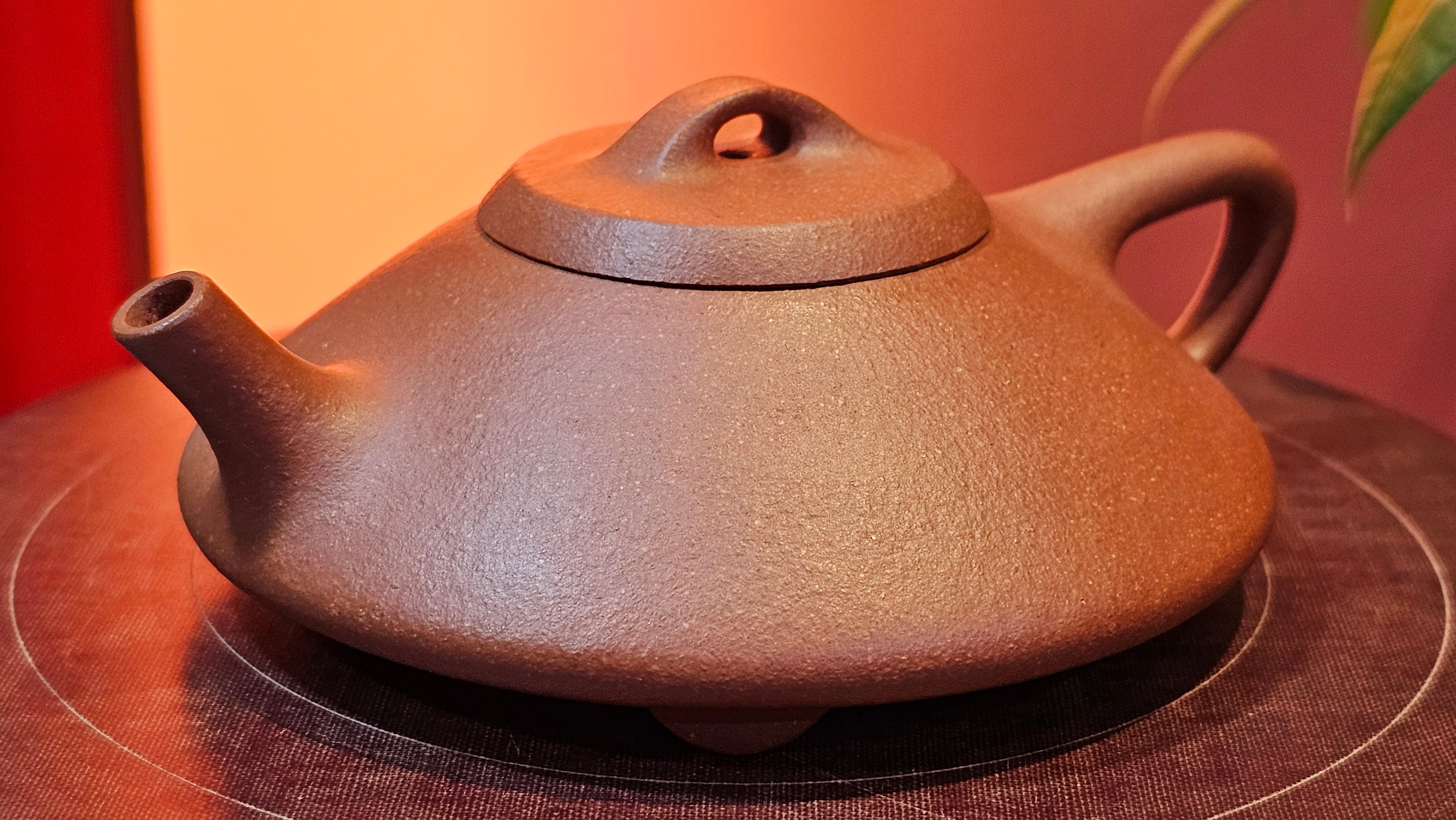 He Piao 合瓢, 151.0ml, Hong Jiang Po Ni 红降坡泥, by Craftsman Chen Gui Zhi 陈桂枝。(Red JiangPoNi is rarer than Yellow JiangPoNi, XiaoMeiYao ZhuNi & ZhaoZhuang ZhuNi) ~ Congratulations to Mr J.T., 0838hrs 20th June 2025, Chippendale, Australia 🇦🇺.