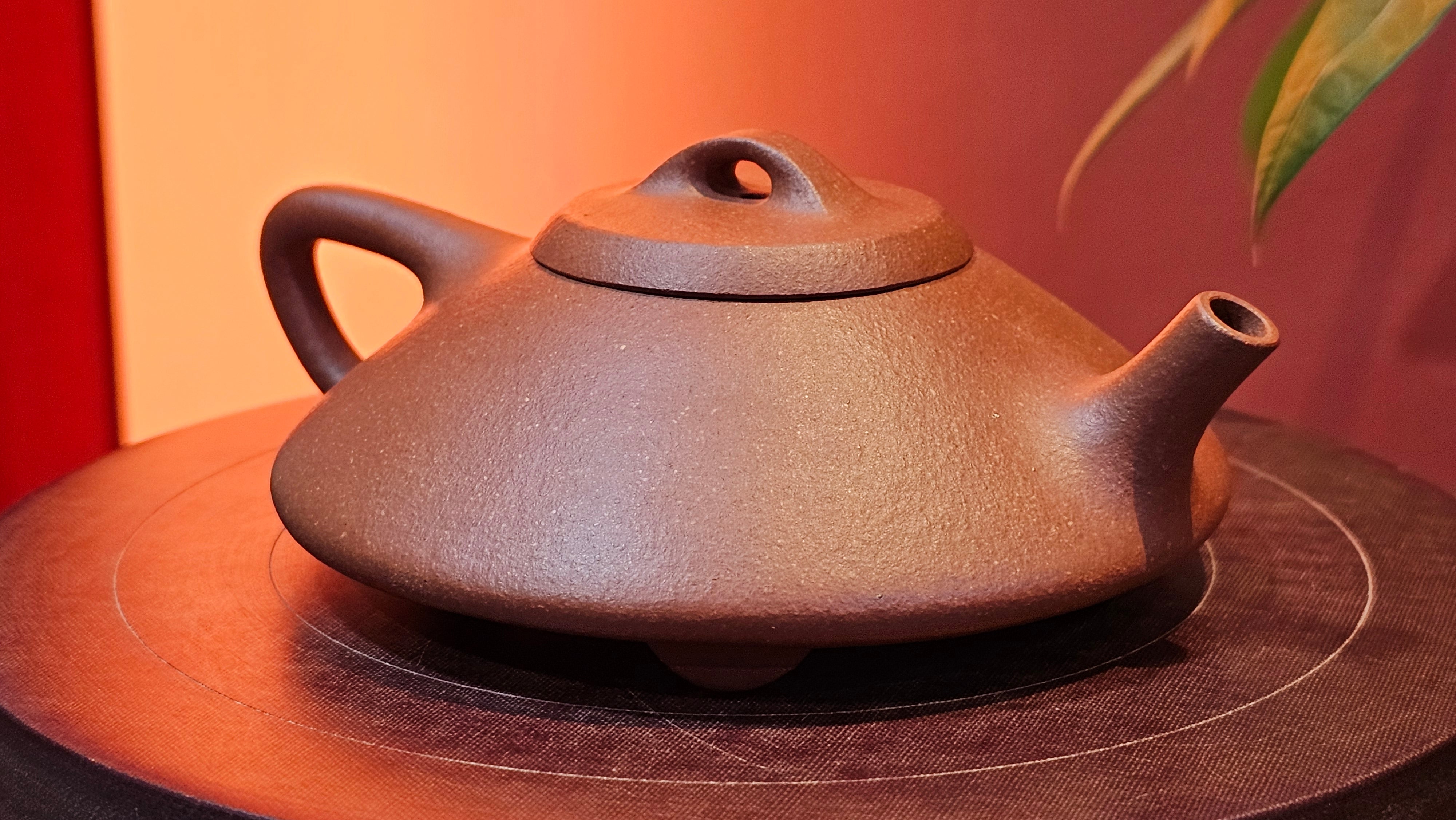 He Piao 合瓢, 151.0ml, Hong Jiang Po Ni 红降坡泥, by Craftsman Chen Gui Zhi 陈桂枝。(Red JiangPoNi is rarer than Yellow JiangPoNi, XiaoMeiYao ZhuNi & ZhaoZhuang ZhuNi) ~ Congratulations to Mr J.T., 0838hrs 20th June 2025, Chippendale, Australia 🇦🇺.