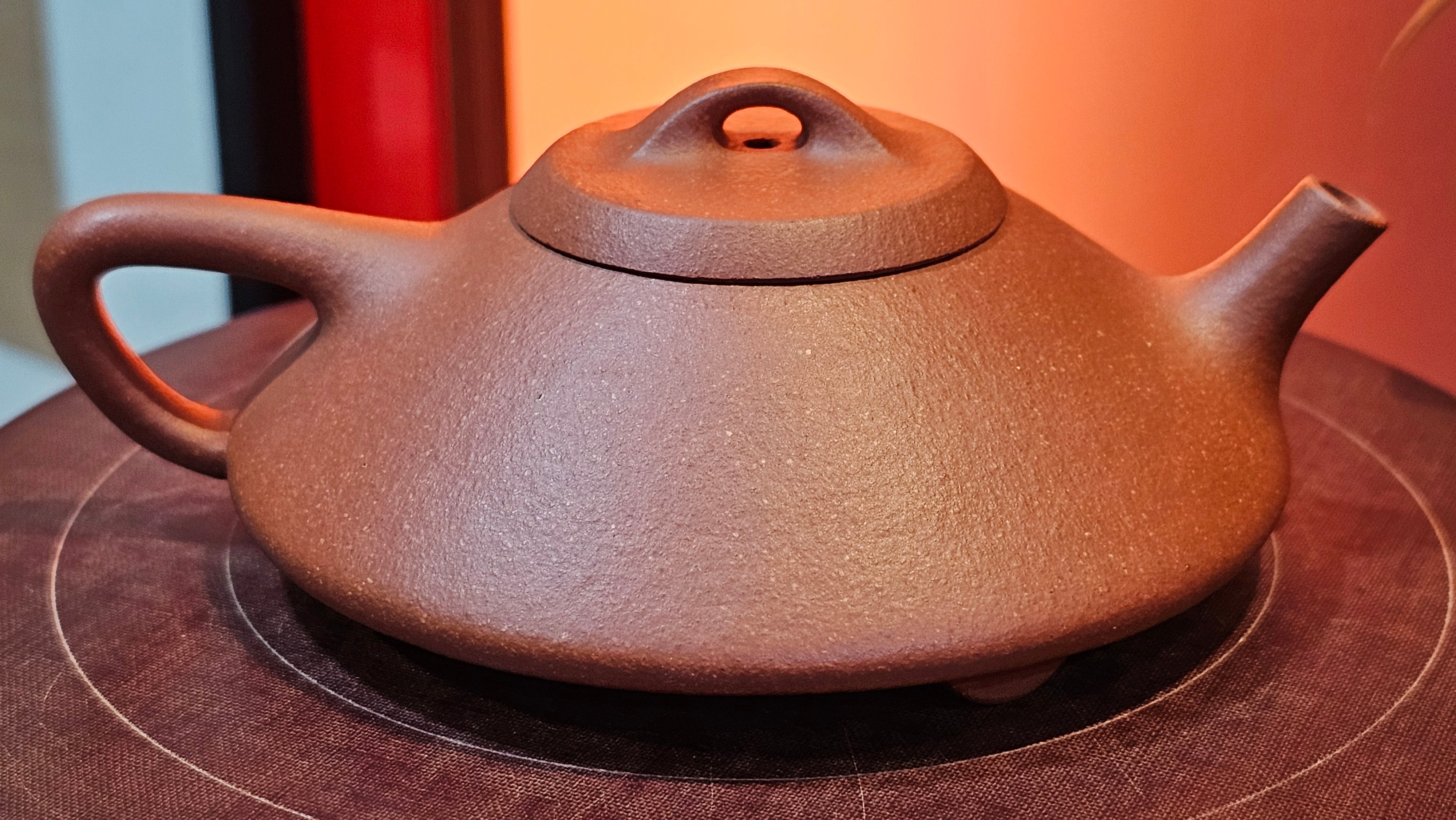 He Piao 合瓢, 151.0ml, Hong Jiang Po Ni 红降坡泥, by Craftsman Chen Gui Zhi 陈桂枝。(Red JiangPoNi is rarer than Yellow JiangPoNi, XiaoMeiYao ZhuNi & ZhaoZhuang ZhuNi) ~ Congratulations to Mr J.T., 0838hrs 20th June 2025, Chippendale, Australia 🇦🇺.