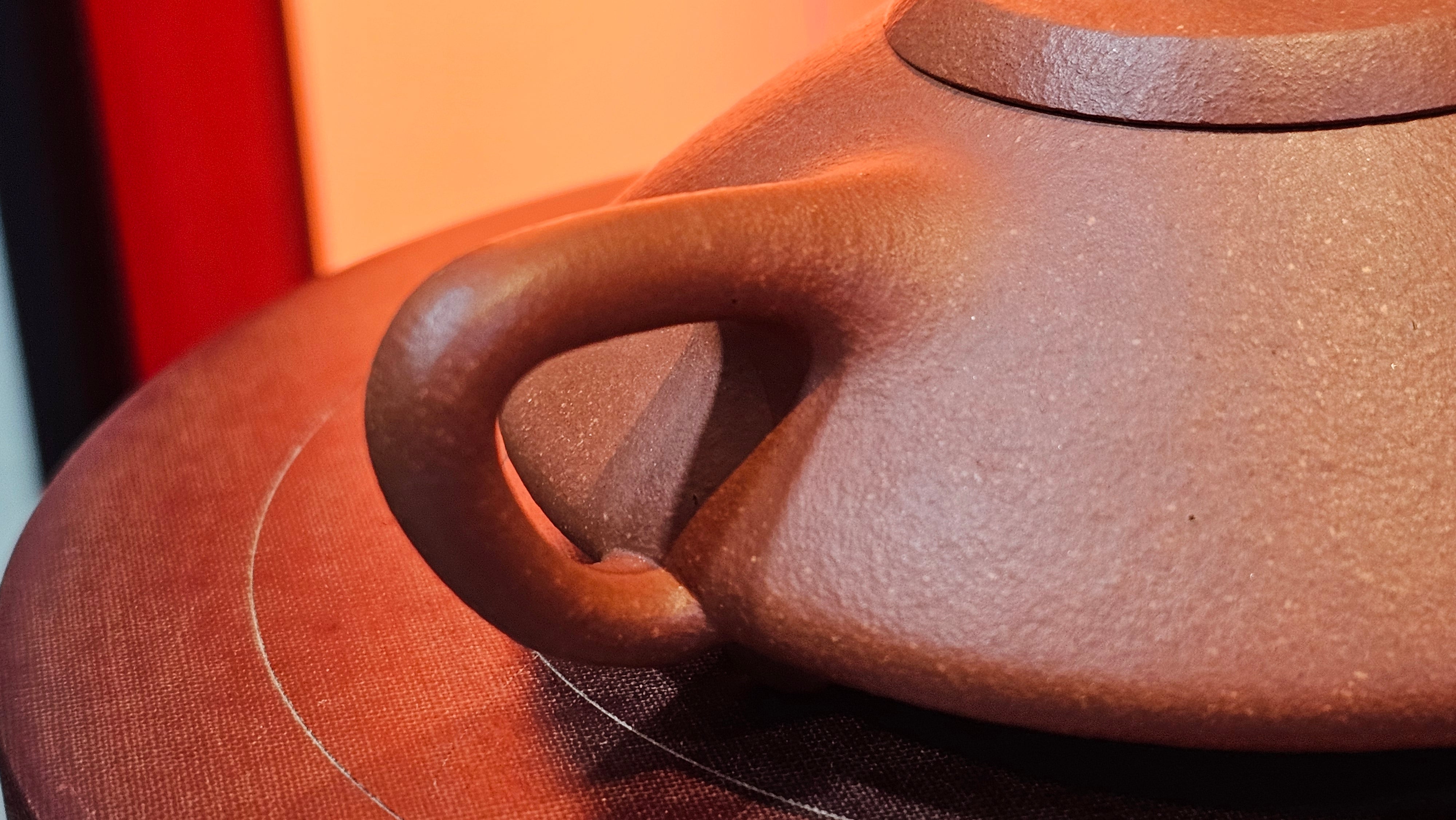 He Piao 合瓢, 151.0ml, Hong Jiang Po Ni 红降坡泥, by Craftsman Chen Gui Zhi 陈桂枝。(Red JiangPoNi is rarer than Yellow JiangPoNi, XiaoMeiYao ZhuNi & ZhaoZhuang ZhuNi) ~ Congratulations to Mr J.T., 0838hrs 20th June 2025, Chippendale, Australia 🇦🇺.