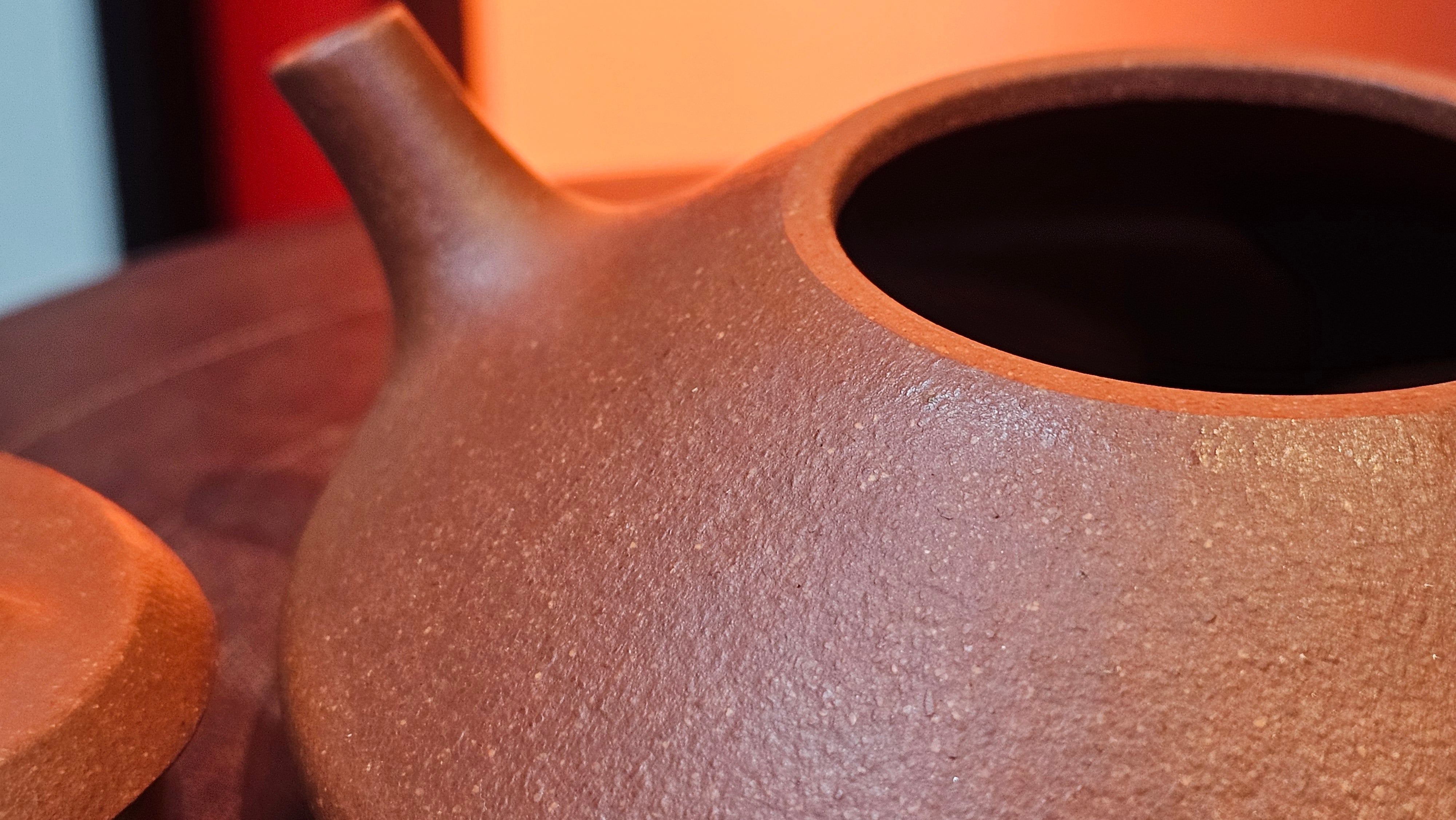 He Piao 合瓢, 151.0ml, Hong Jiang Po Ni 红降坡泥, by Craftsman Chen Gui Zhi 陈桂枝。(Red JiangPoNi is rarer than Yellow JiangPoNi, XiaoMeiYao ZhuNi & ZhaoZhuang ZhuNi) ~ Congratulations to Mr J.T., 0838hrs 20th June 2025, Chippendale, Australia 🇦🇺.