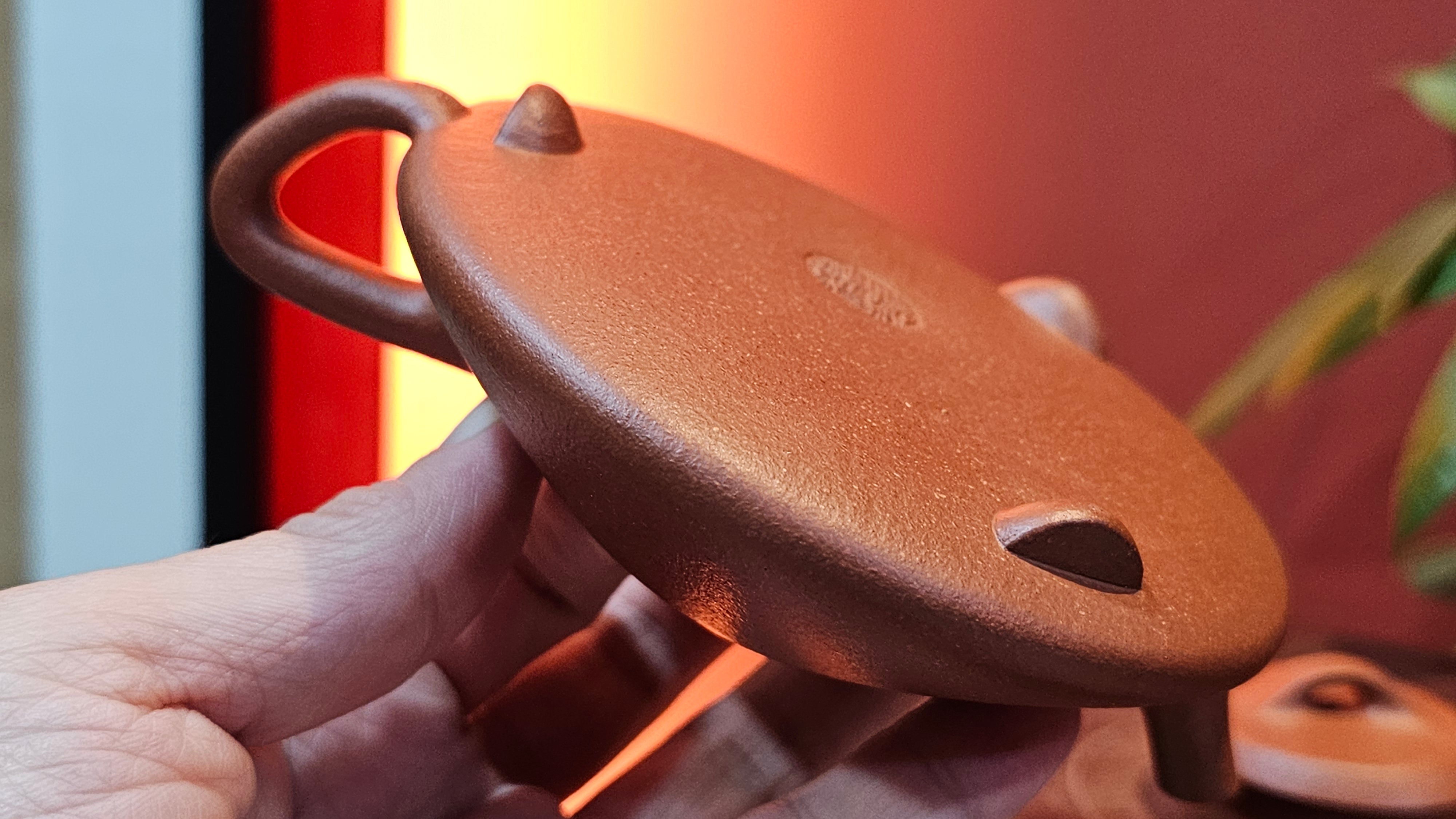 He Piao 合瓢, 151.0ml, Hong Jiang Po Ni 红降坡泥, by Craftsman Chen Gui Zhi 陈桂枝。(Red JiangPoNi is rarer than Yellow JiangPoNi, XiaoMeiYao ZhuNi & ZhaoZhuang ZhuNi) ~ Congratulations to Mr J.T., 0838hrs 20th June 2025, Chippendale, Australia 🇦🇺.